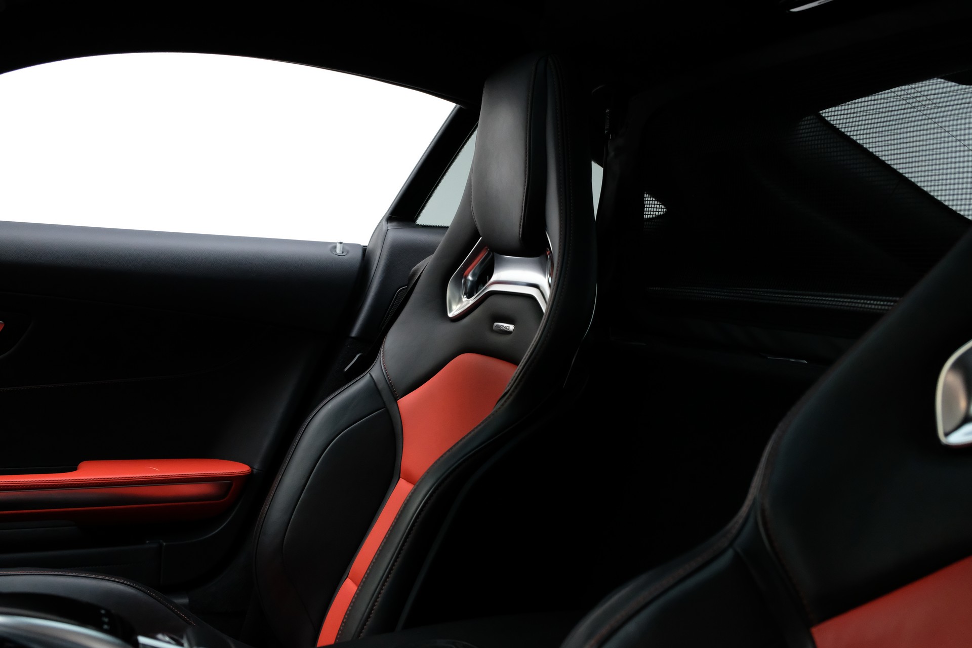 MERCEDES-BENZ AMG GT S Speedshift DCT-image-23