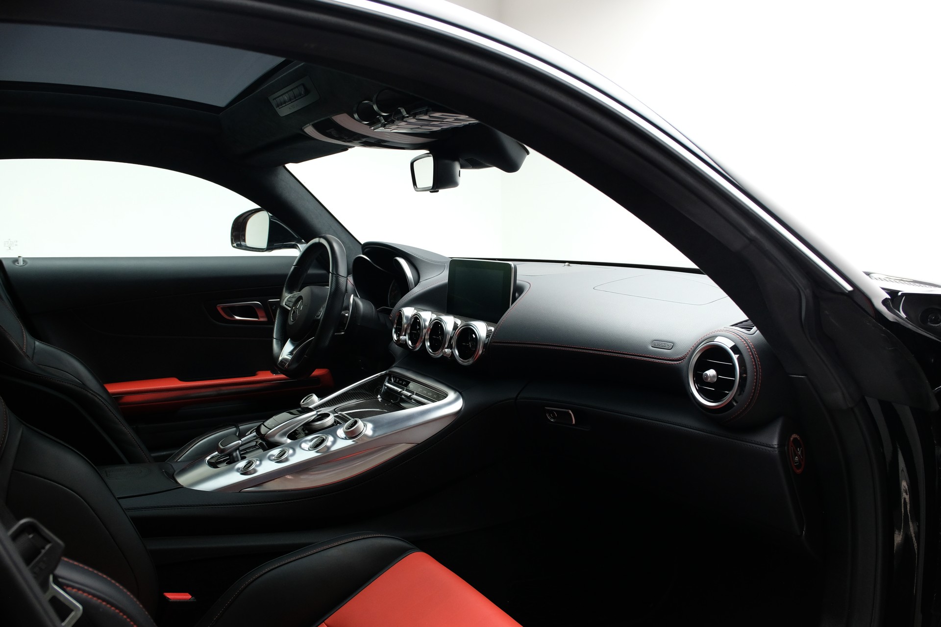 MERCEDES-BENZ AMG GT S Speedshift DCT-image-15