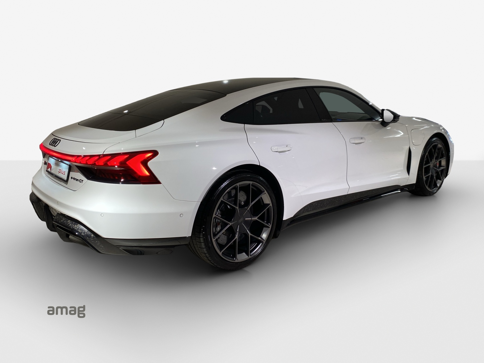 AUDI RS e-tron GT performance quattro-image-5
