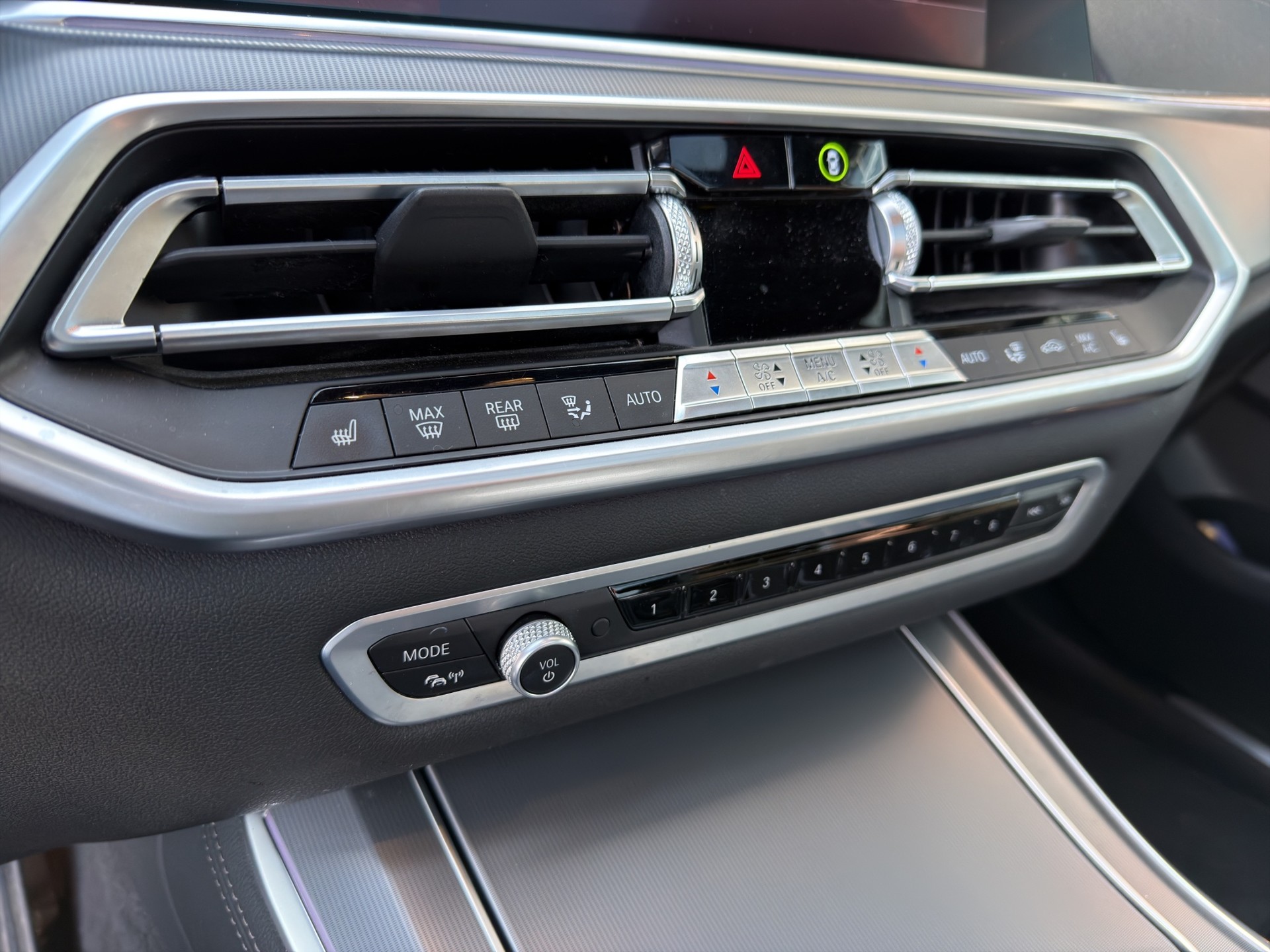 BMW X5 xDrive 30d xLine Steptronic-image-19