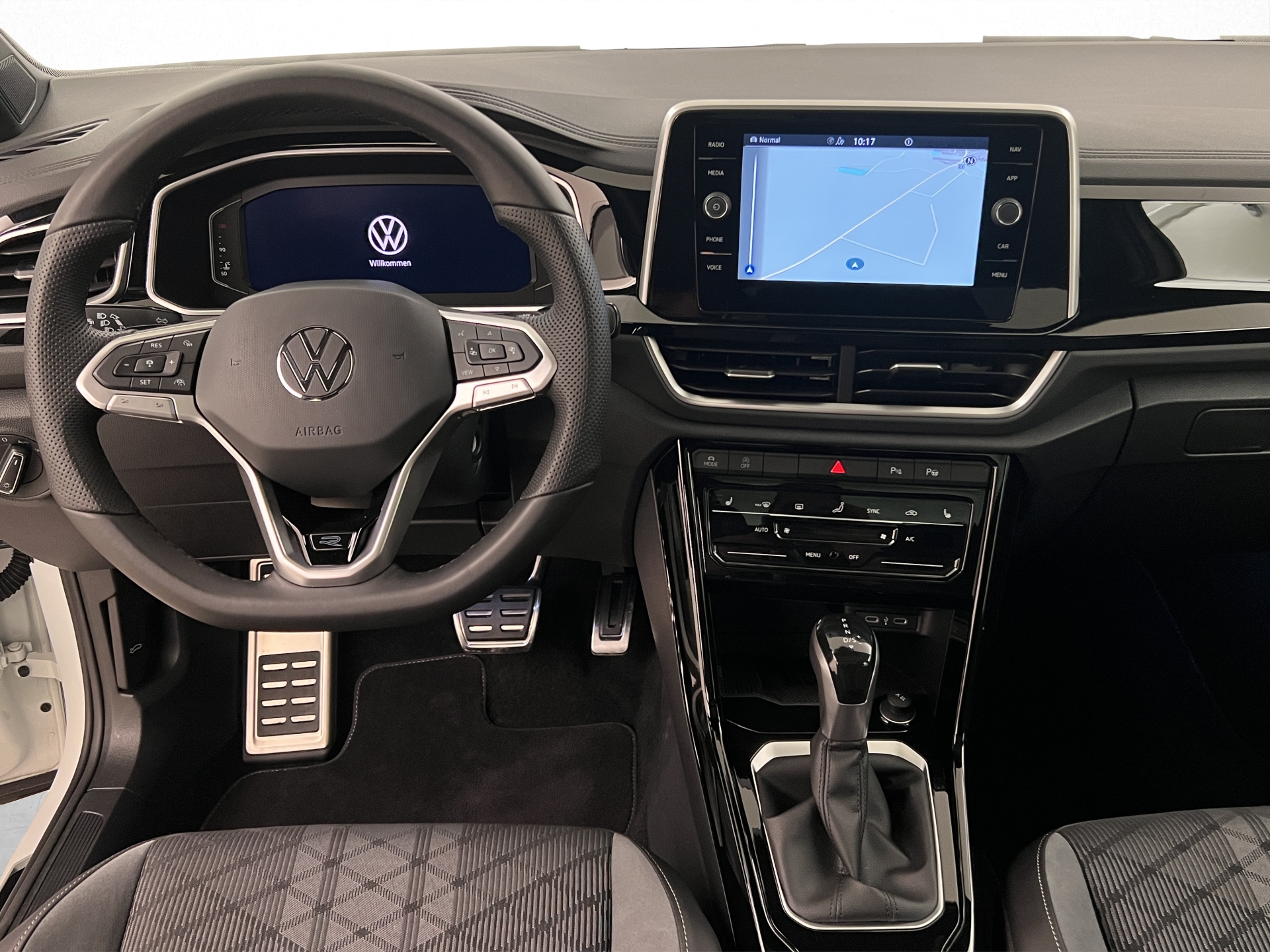 VW T-Roc 1.5 TSI R-Line DSG-image-5