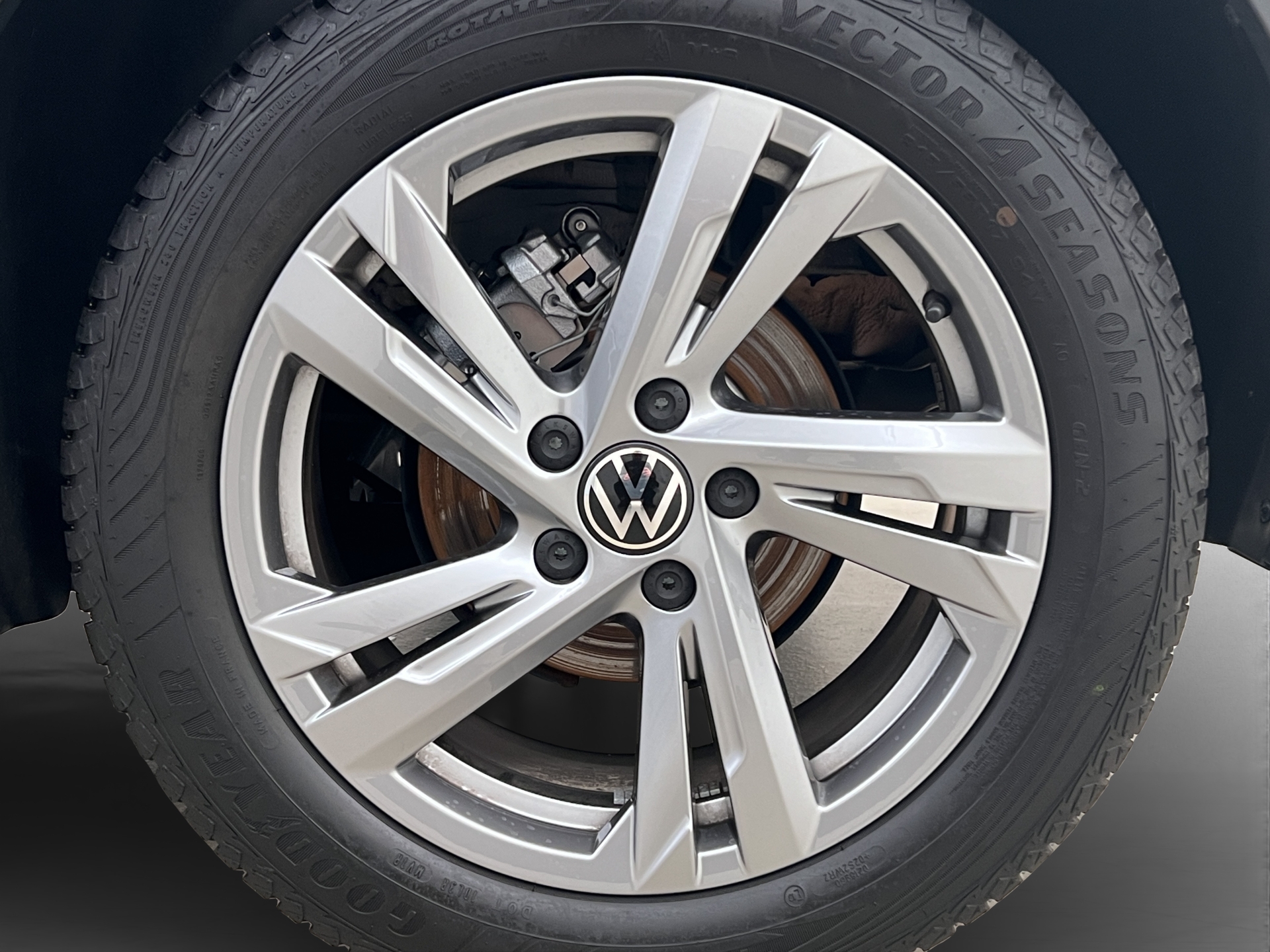 VW T-Roc 1.5 TSI R-Line DSG-image-8