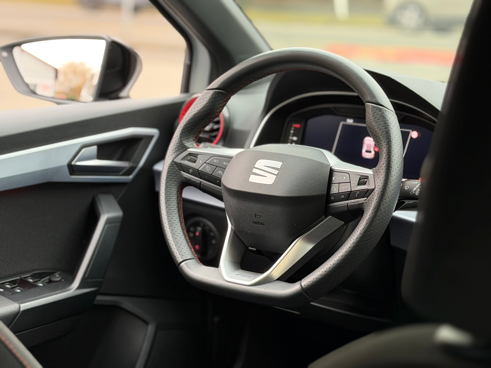 SEAT Ibiza 1.5 EcoTSI FR DSG-image-10