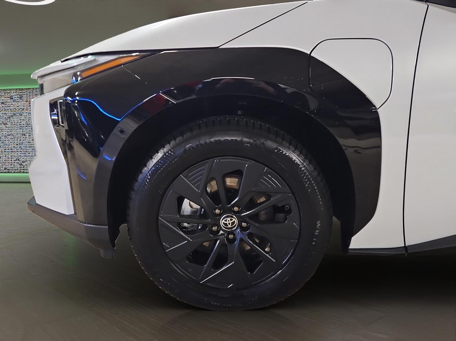 TOYOTA bZ4X Premium AWD-image-5