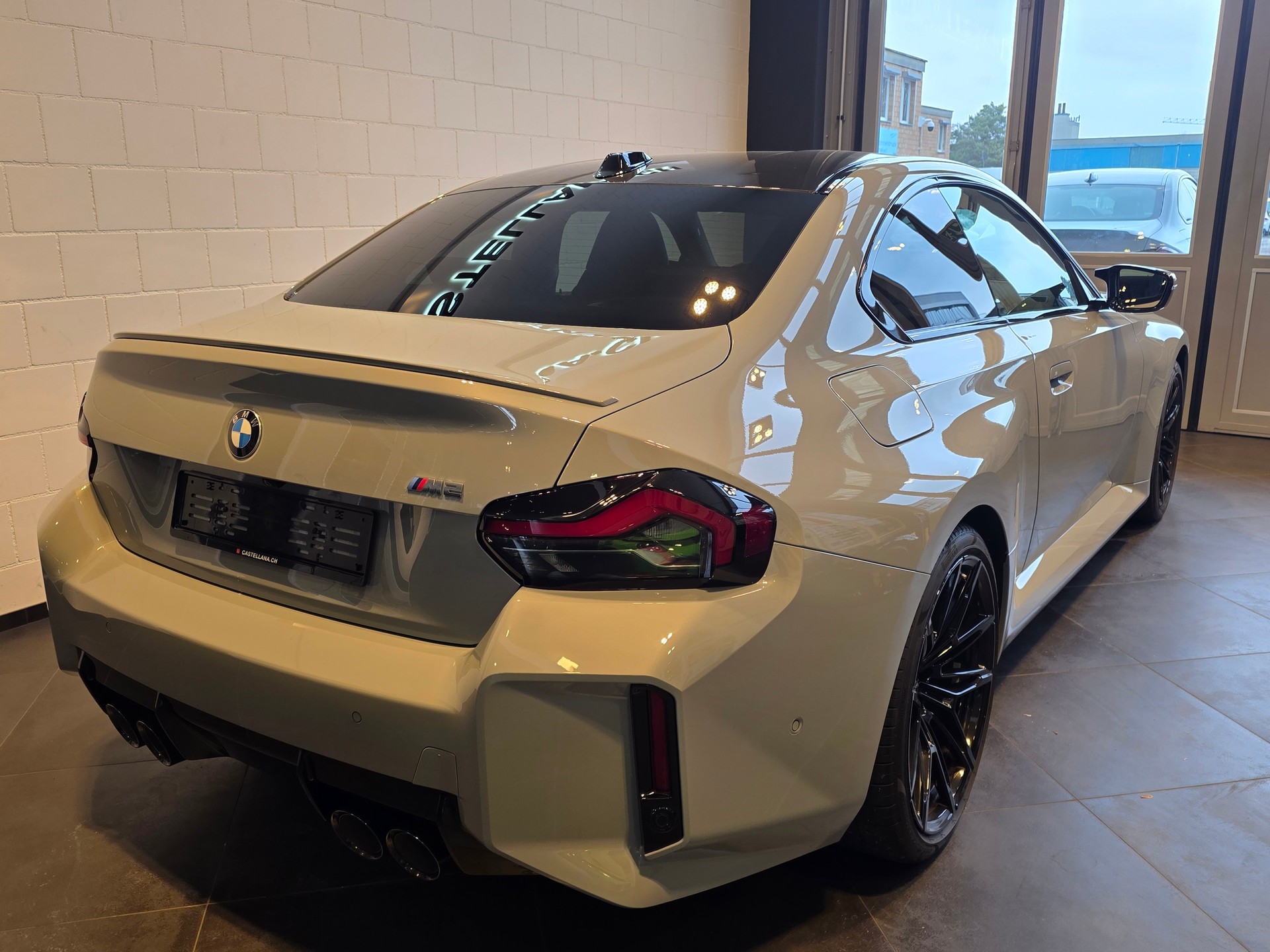 BMW M2 Steptronic-image-3