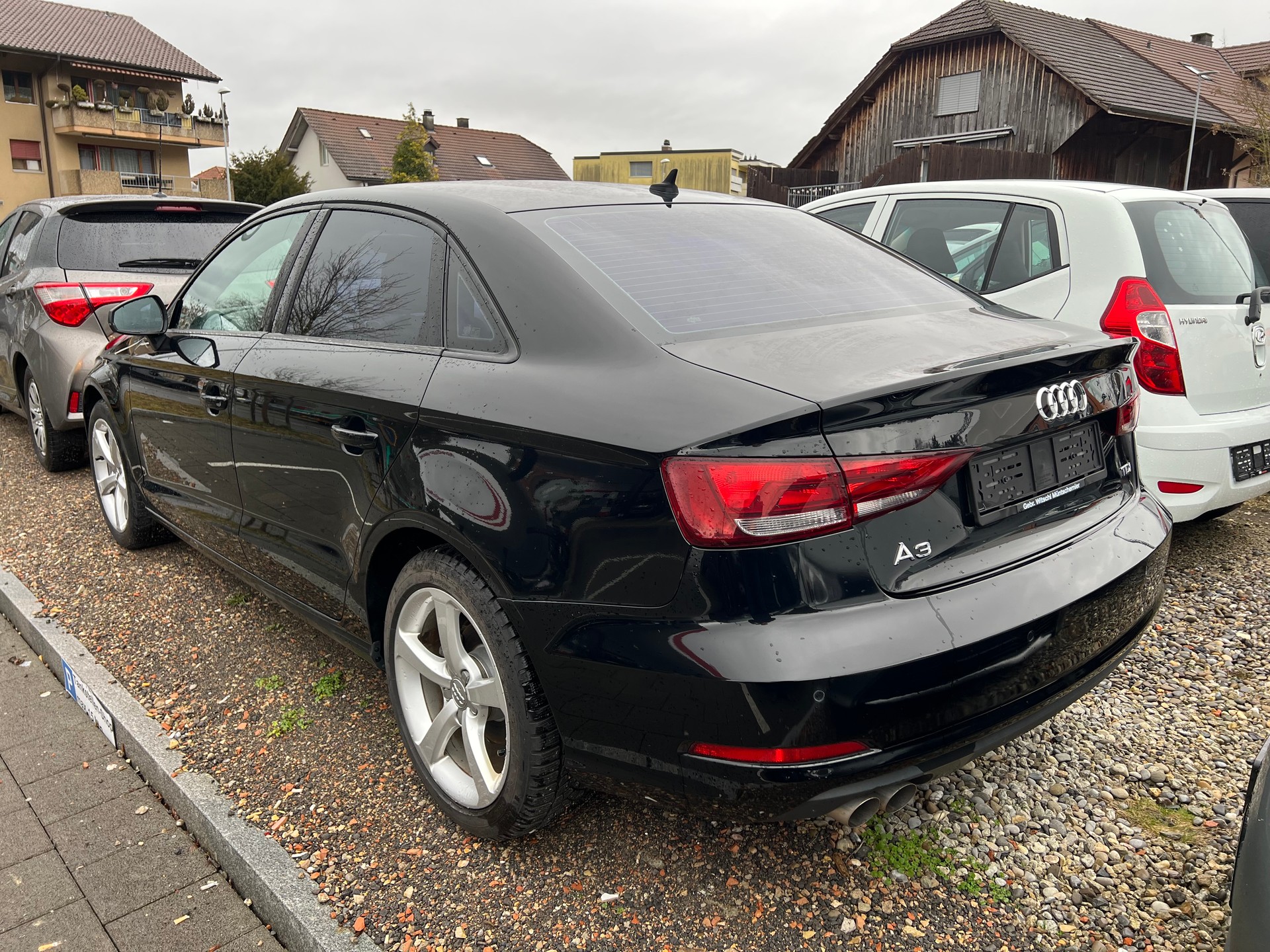 AUDI A3 Limousine 2.0 TDI Attraction-sedan-showroom-element-2