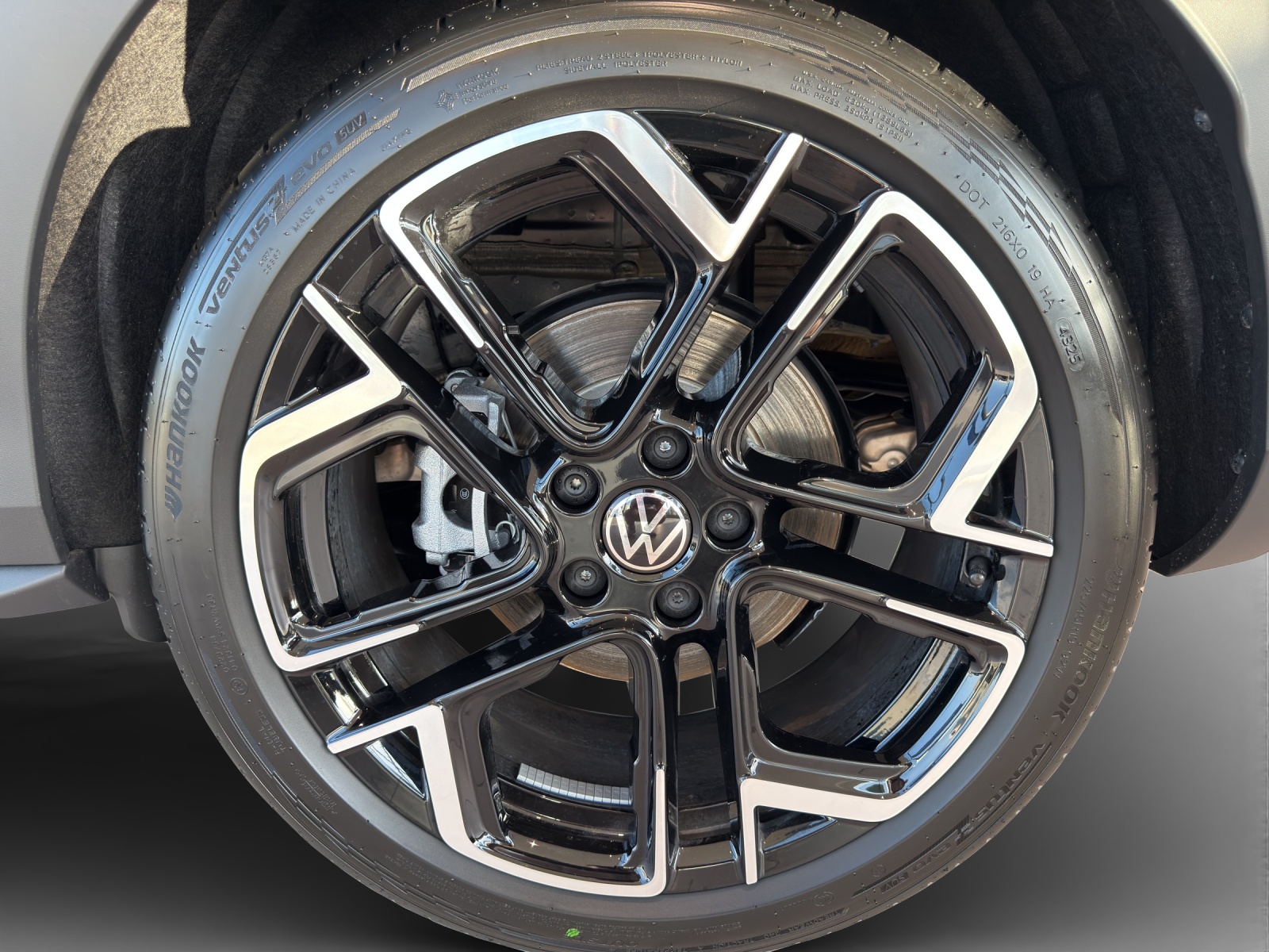 VW T-Roc 1.5 eTSI mHEV R-Line DSG-image-14