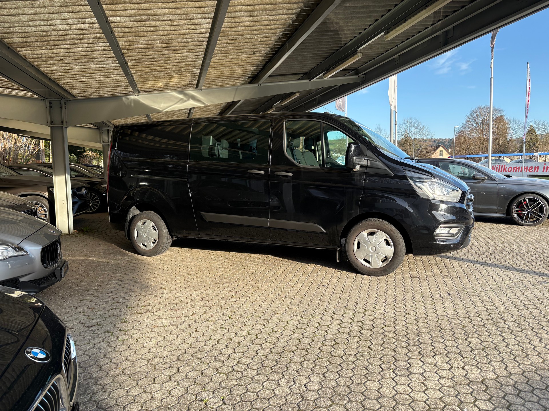 FORD Transit Custom Van 320 L2H1 DK Trend-image-2