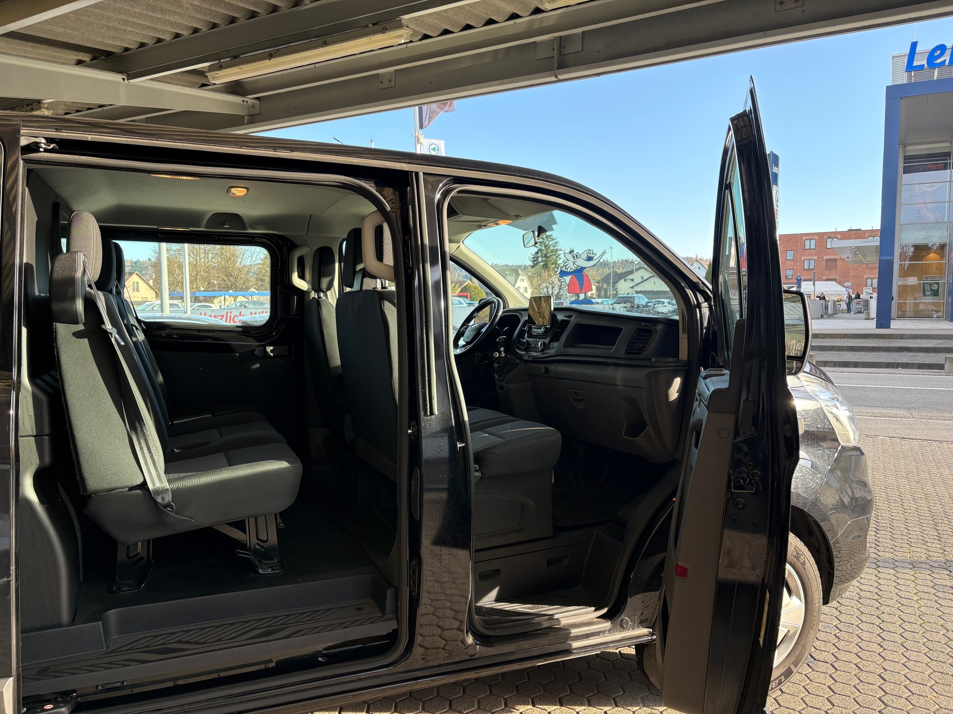 FORD Transit Custom Van 320 L2H1 DK Trend-image-4