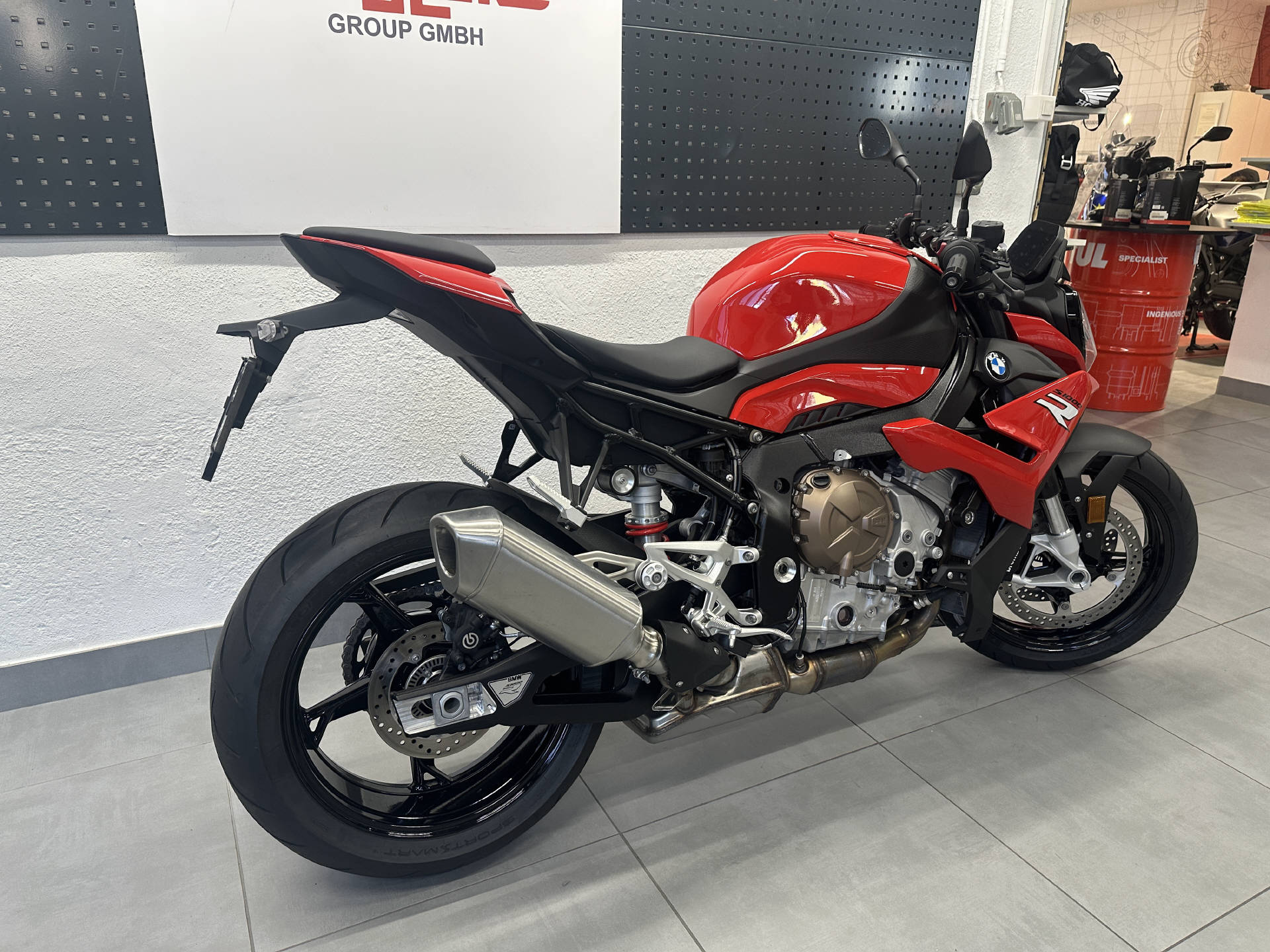 BMW S 1000 R | Neuwertig | 25 km | ABS+DTC | Griffheizung | ab MFK-showroom-element-3