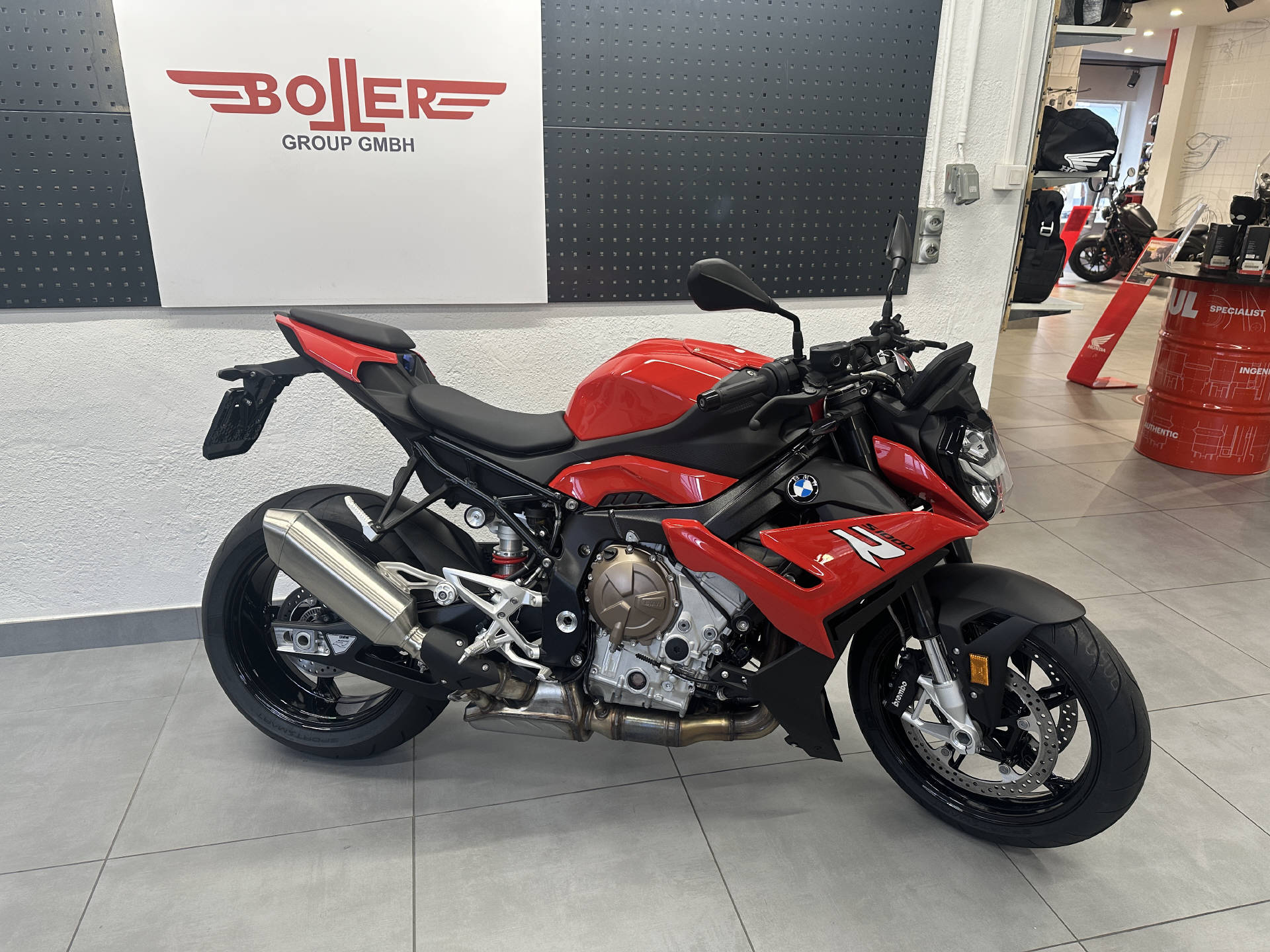 BMW S 1000 R | Neuwertig | 25 km | ABS+DTC | Griffheizung | ab MFK-showroom-element-2