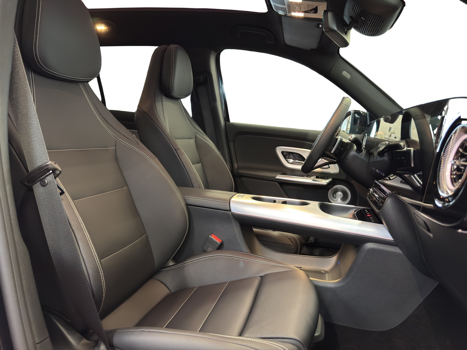MERCEDES-BENZ GLB 350 85kWh EQ 4 Matic-image-16