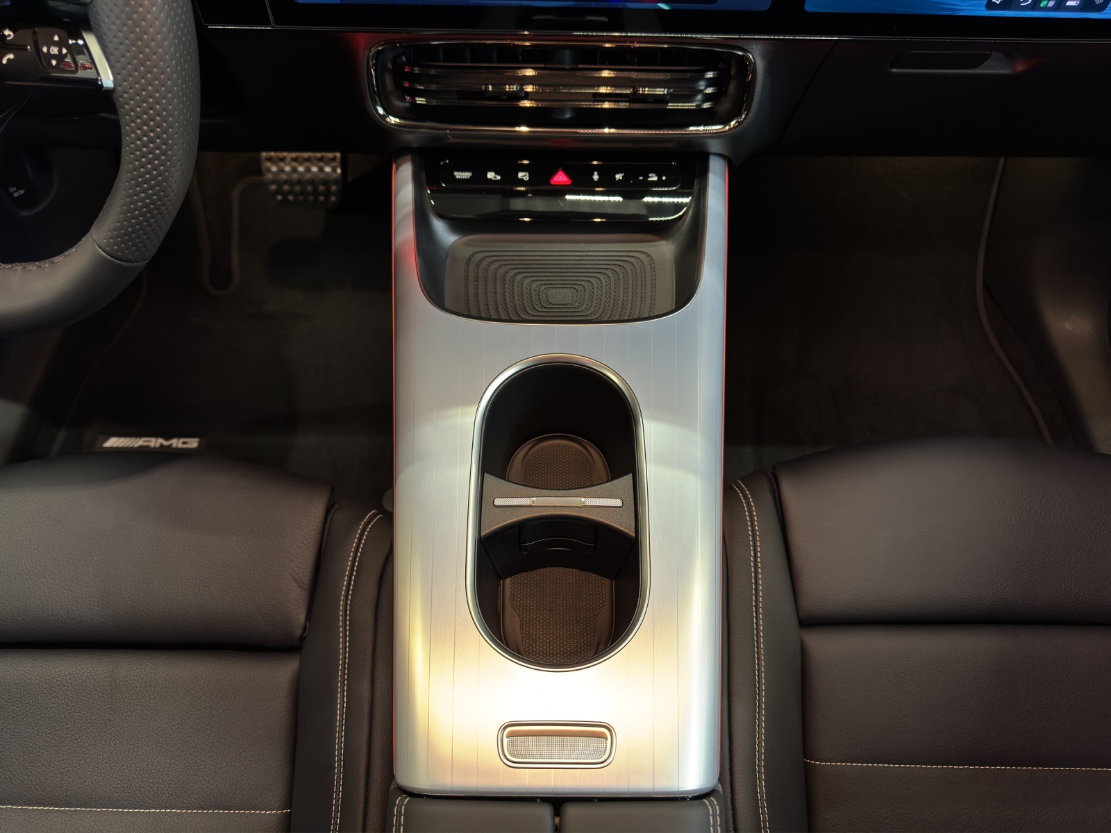 MERCEDES-BENZ GLB 350 85kWh EQ 4 Matic-image-13