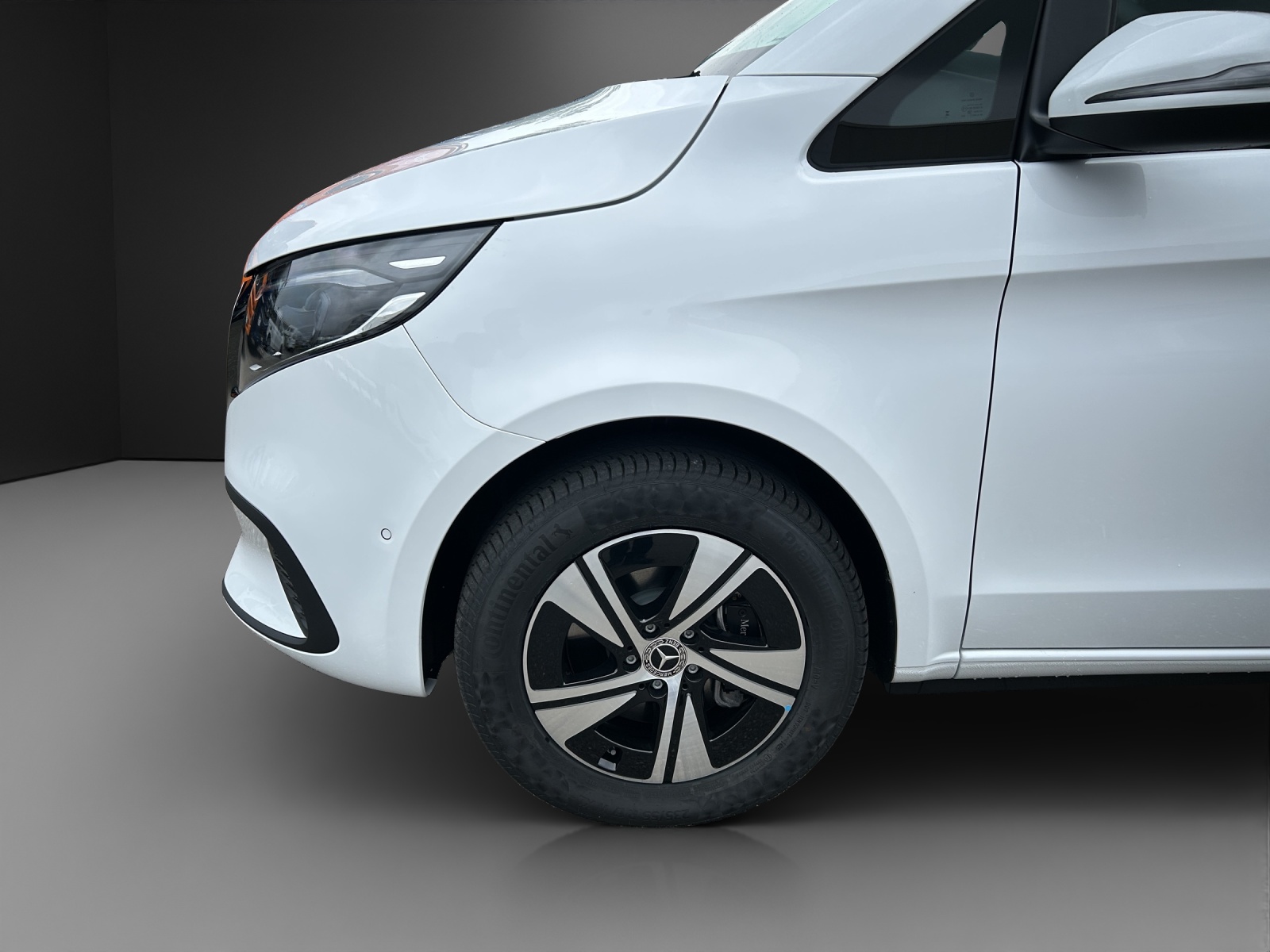 MERCEDES-BENZ V 250 d lang 4Matic 9G-Tronic-image-12