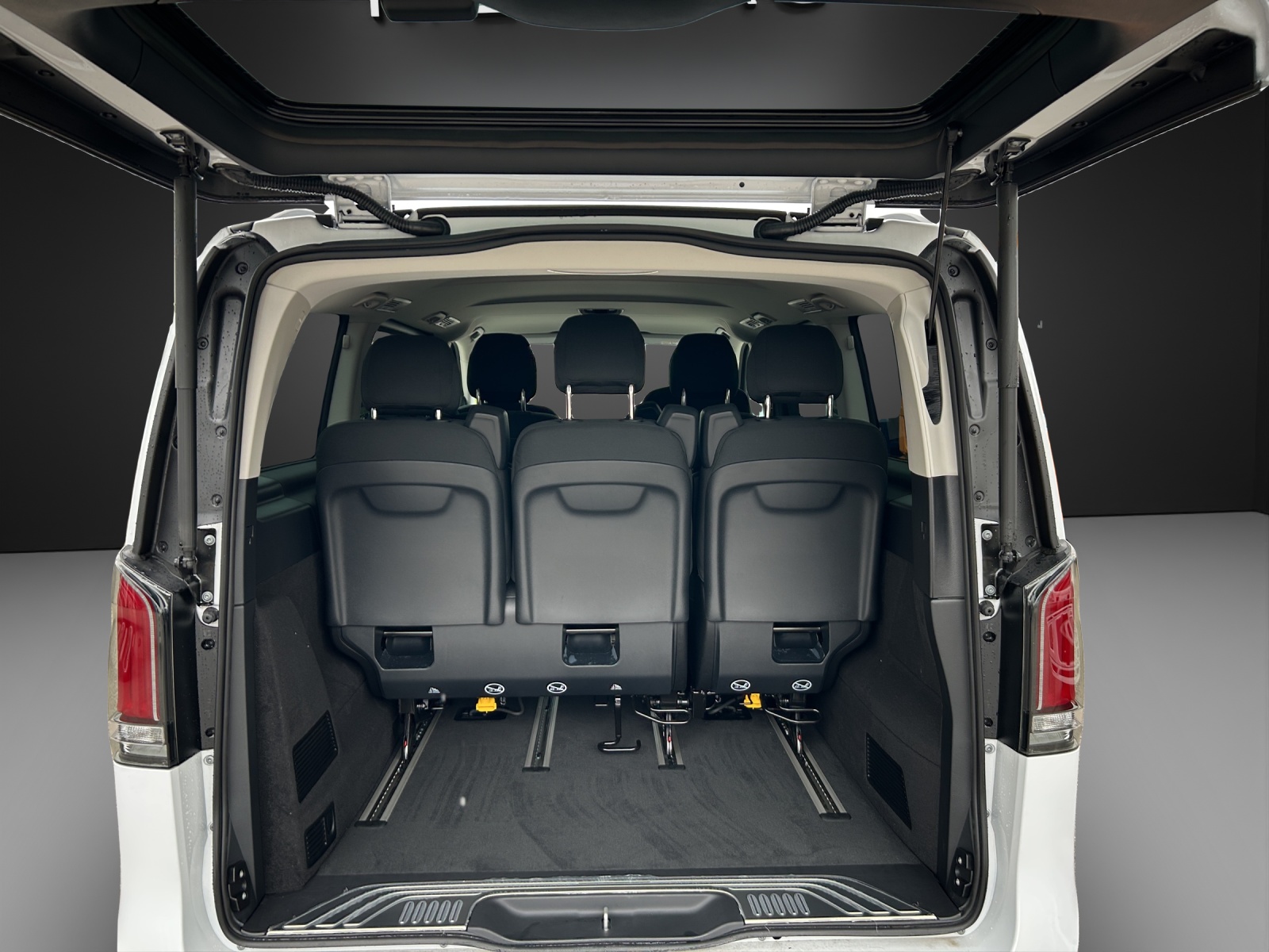 MERCEDES-BENZ V 250 d lang 4Matic 9G-Tronic-image-6