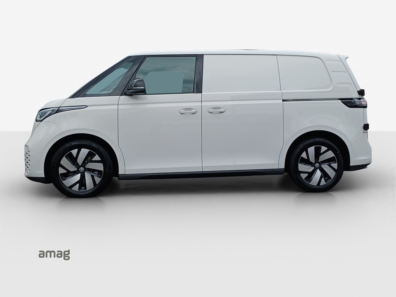VW ID. Buzz Cargo Pro 4Motion-image-1