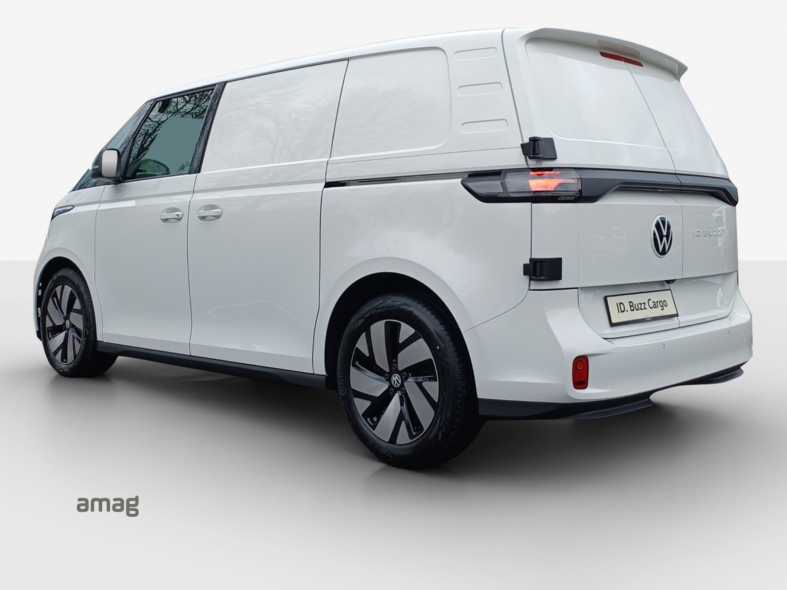 VW ID. Buzz Cargo Pro 4Motion-image-2