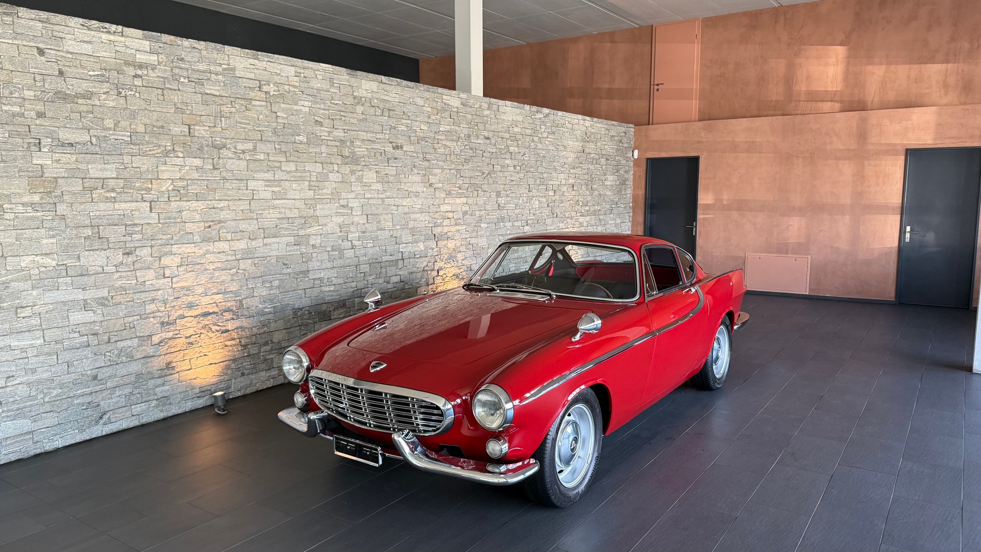 VOLVO 1800 S Veteran-showroom-element-3