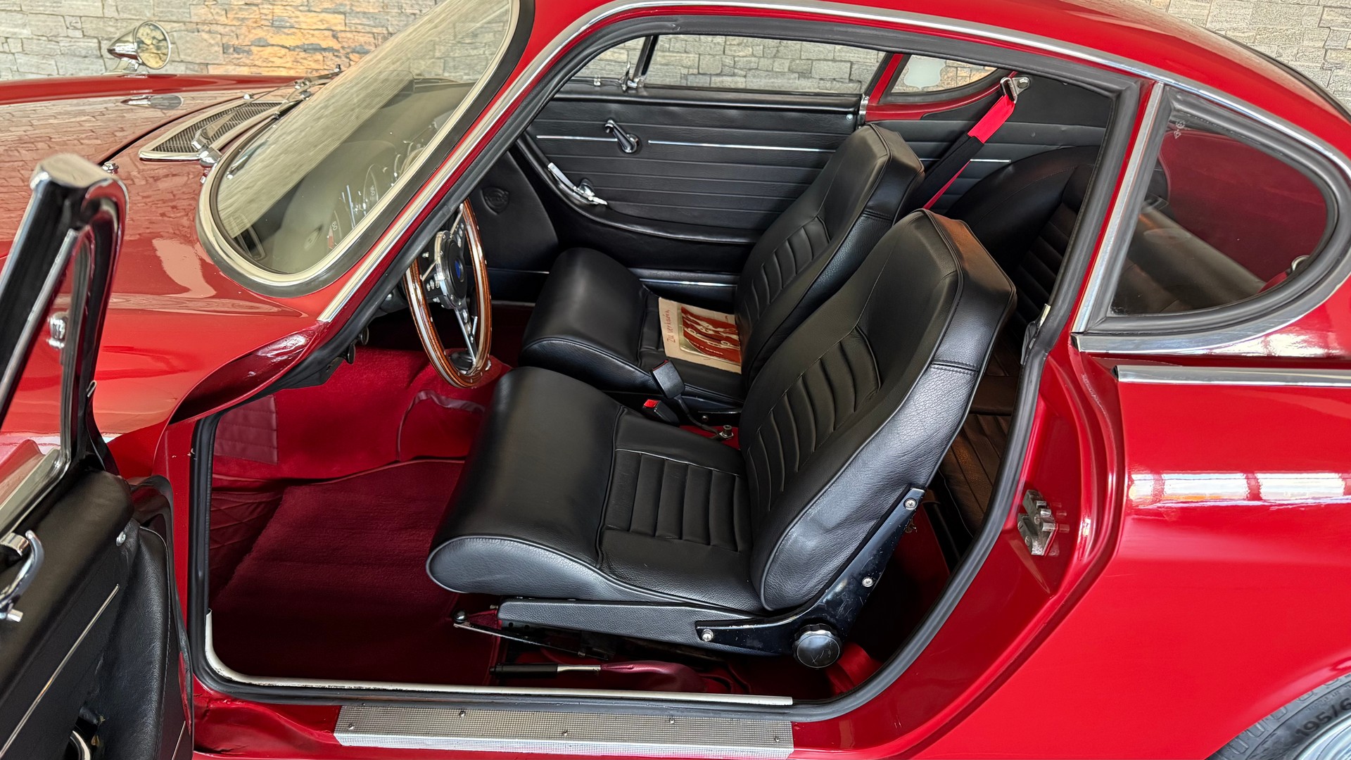 VOLVO 1800 S Veteran-image-12