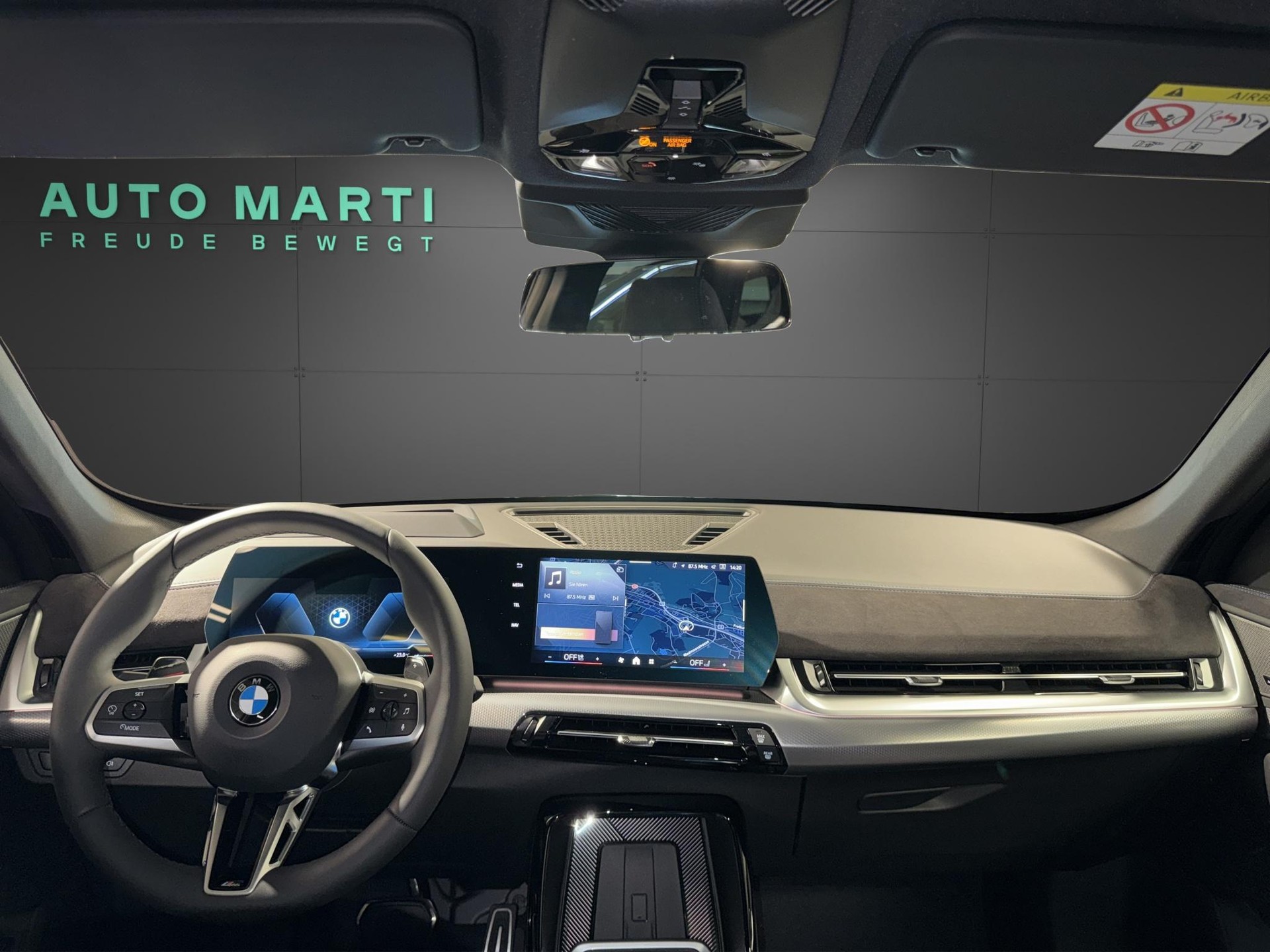 BMW X1 20d xDrive paddles-image-19