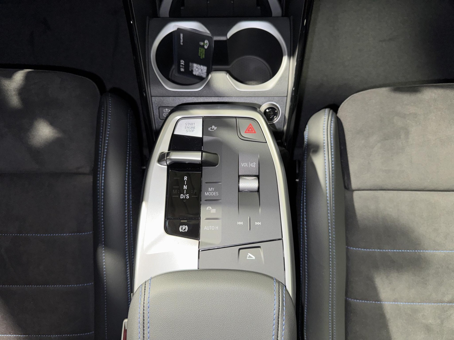 BMW X1 20d xDrive paddles-image-10
