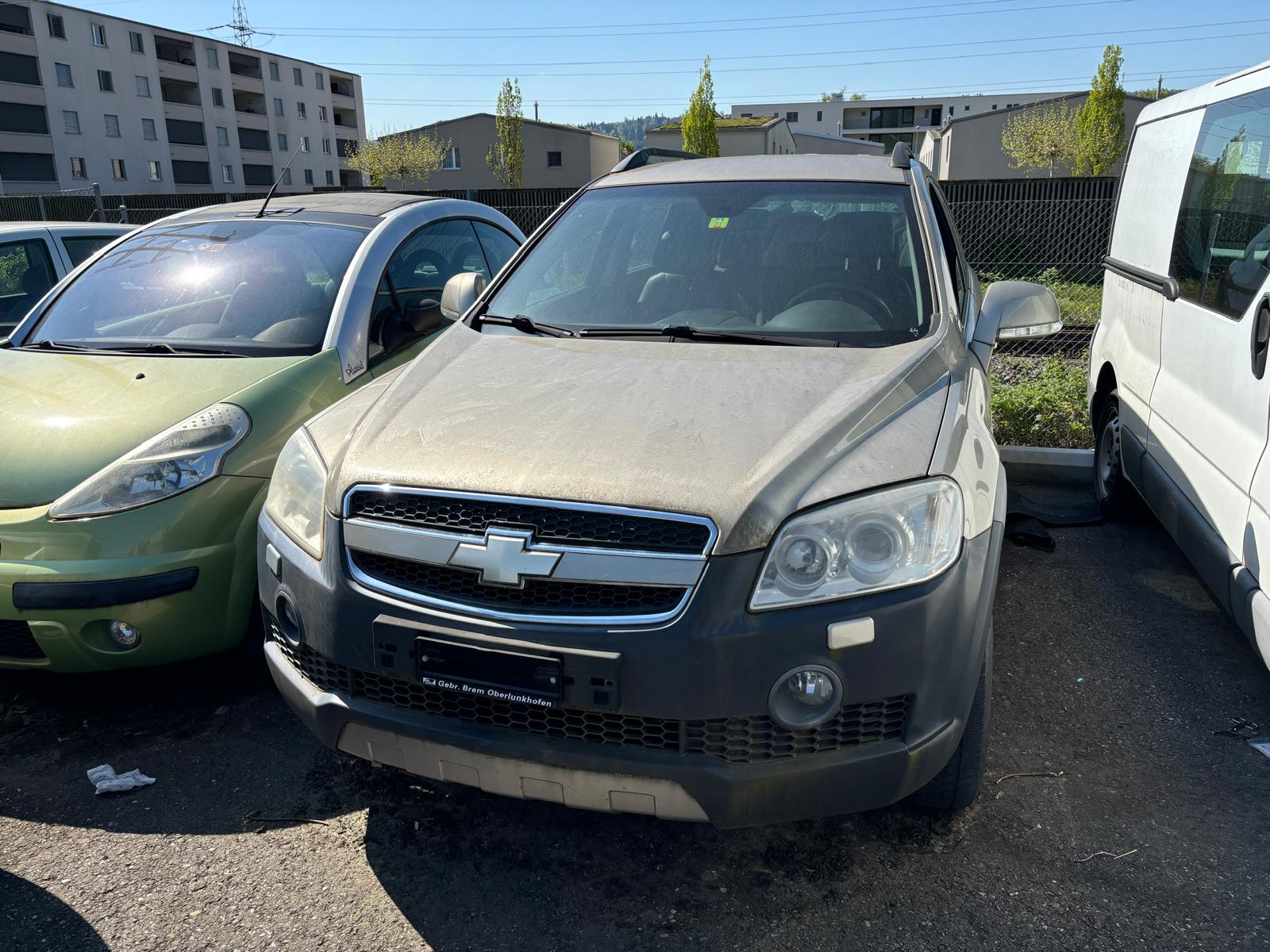CHEVROLET Captiva 2.0 VCDi LS 4WD-image-2