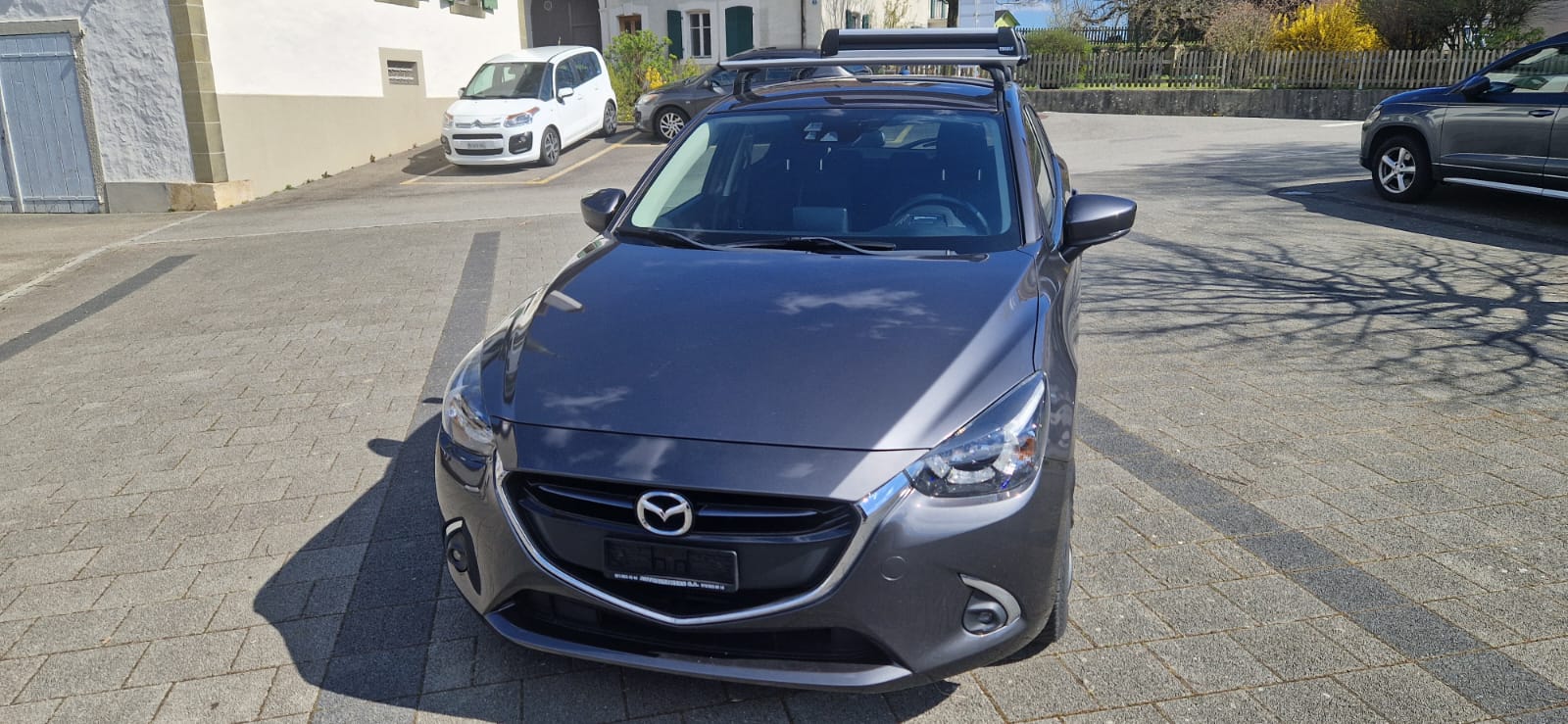 MAZDA 2 SKYACTIV-G 115 Revolution-image-1