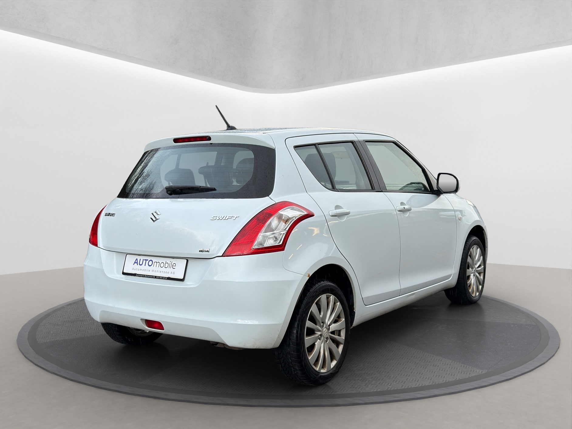 SUZUKI Swift 1.2i 16V GL 4x4-image-4