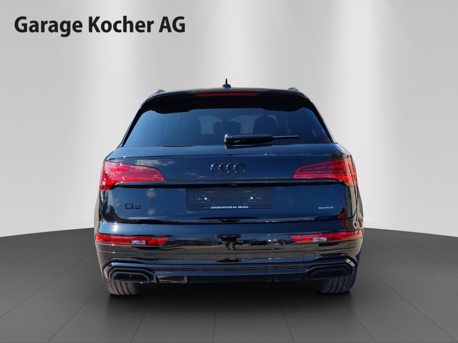 AUDI Q5 40 TDI Black Edition quattro S-tronic-image-3