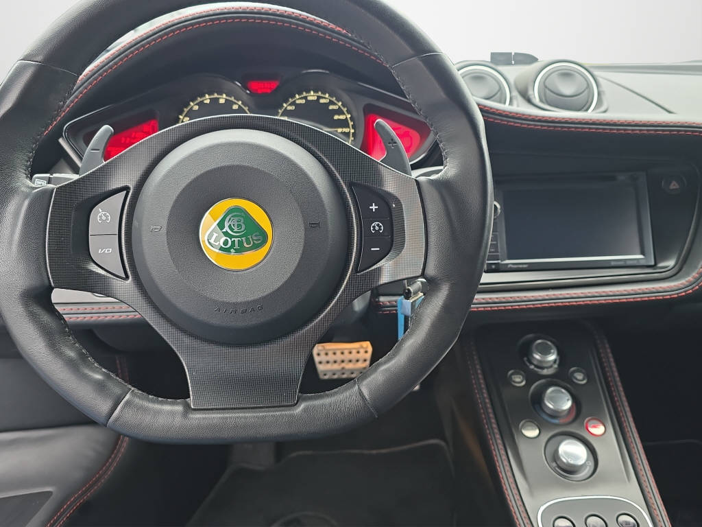 LOTUS Evora S-image-11