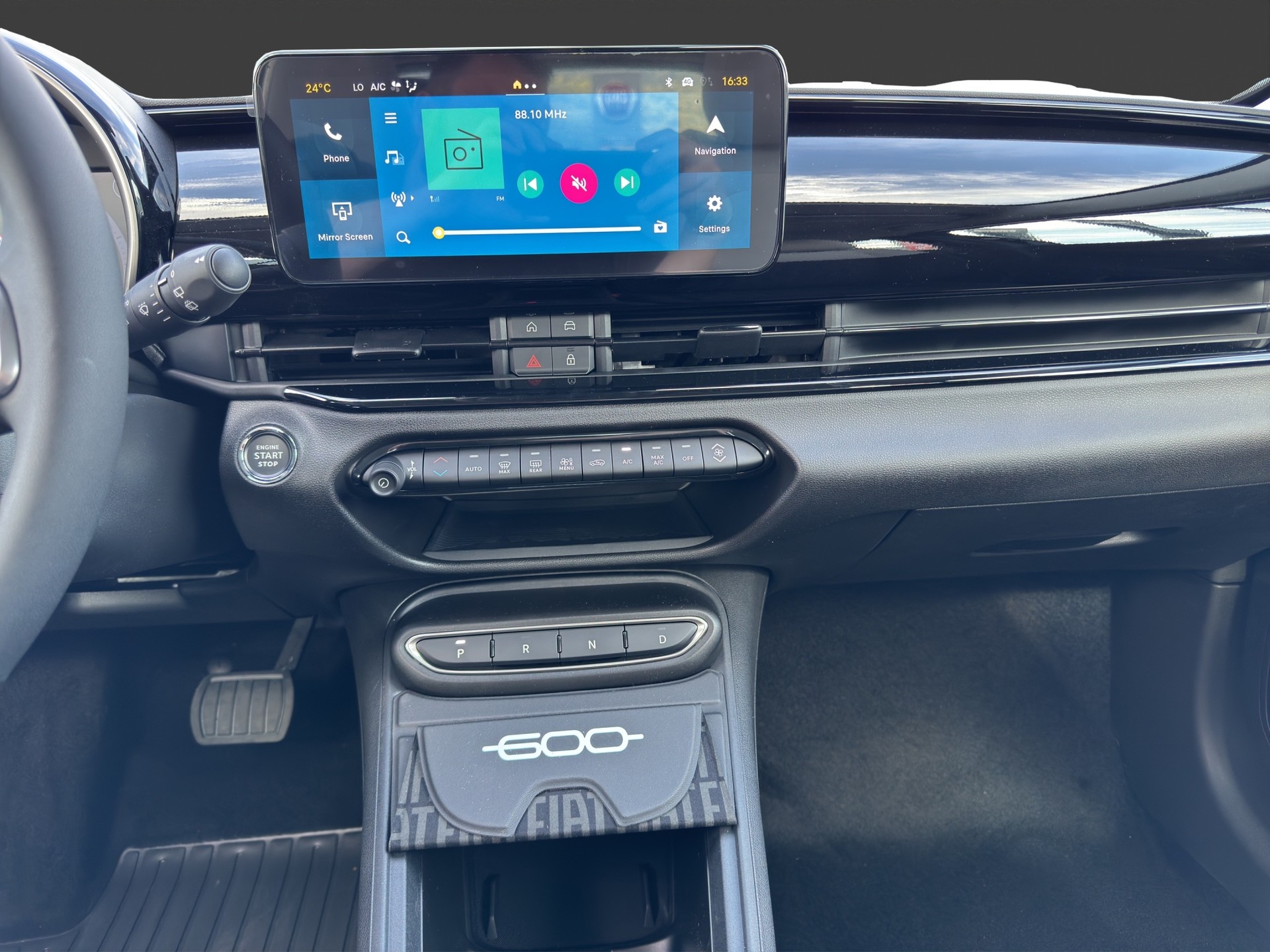FIAT 600h Mild Hybrid Icon Swiss Edition-image-11
