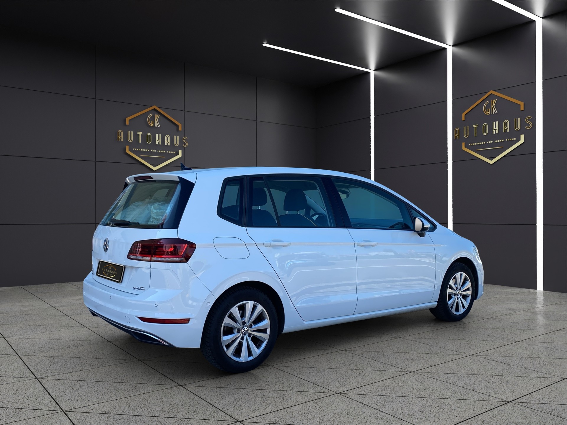VW Golf Sportsvan 1.5 TSI EVO Comfortline DSG-image-4