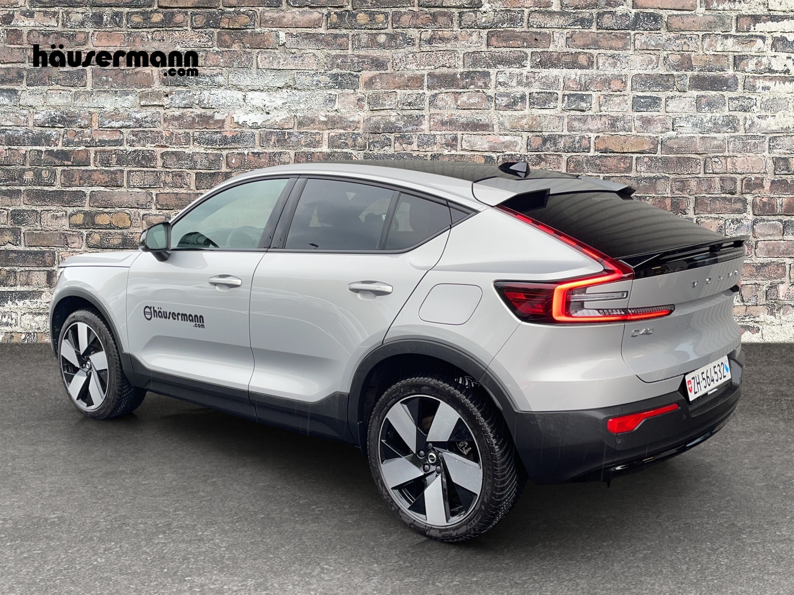VOLVO C40 P8 Twin Recharge Ultimate AWD-image-2