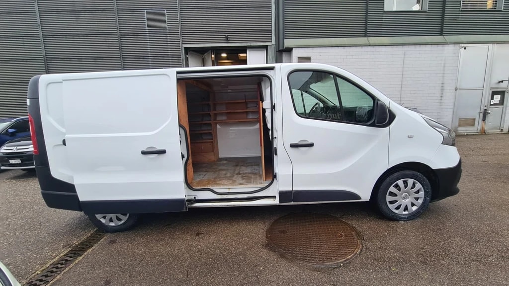 RENAULT Trafic 2.0 Energy dCi 120 3.0t Business L2H1 ** L2 H1 ** 3-Plätzer ** Klimaanlage ** Holz-Werkstatt-Einrichtung ** Modell 2022-image-6