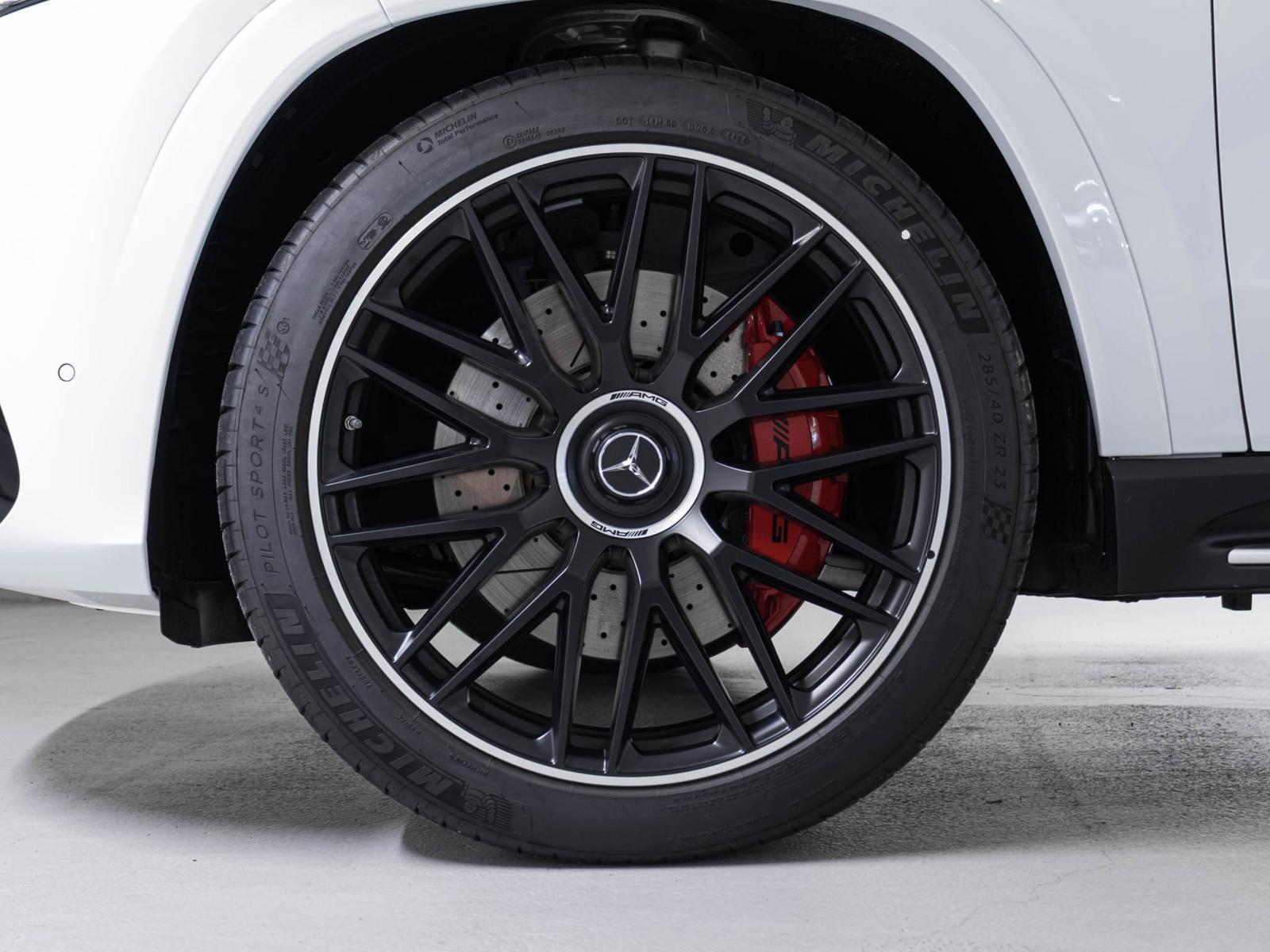 MERCEDES-BENZ GLS 63 AMG 4MATIC+-image-13