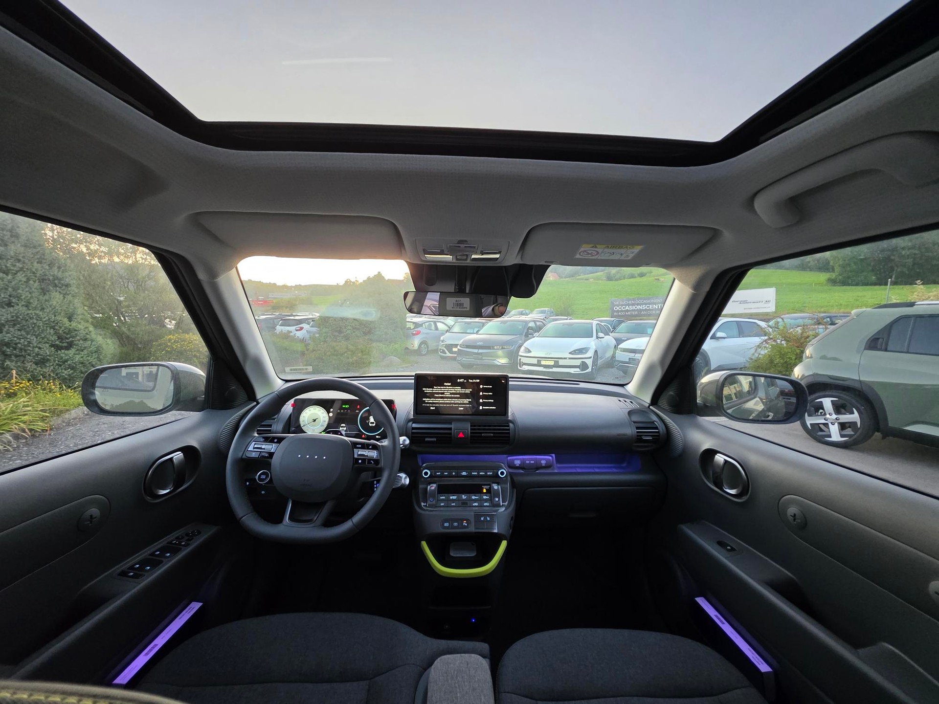 HYUNDAI Inster 49kWh Vertex Cross-image-11