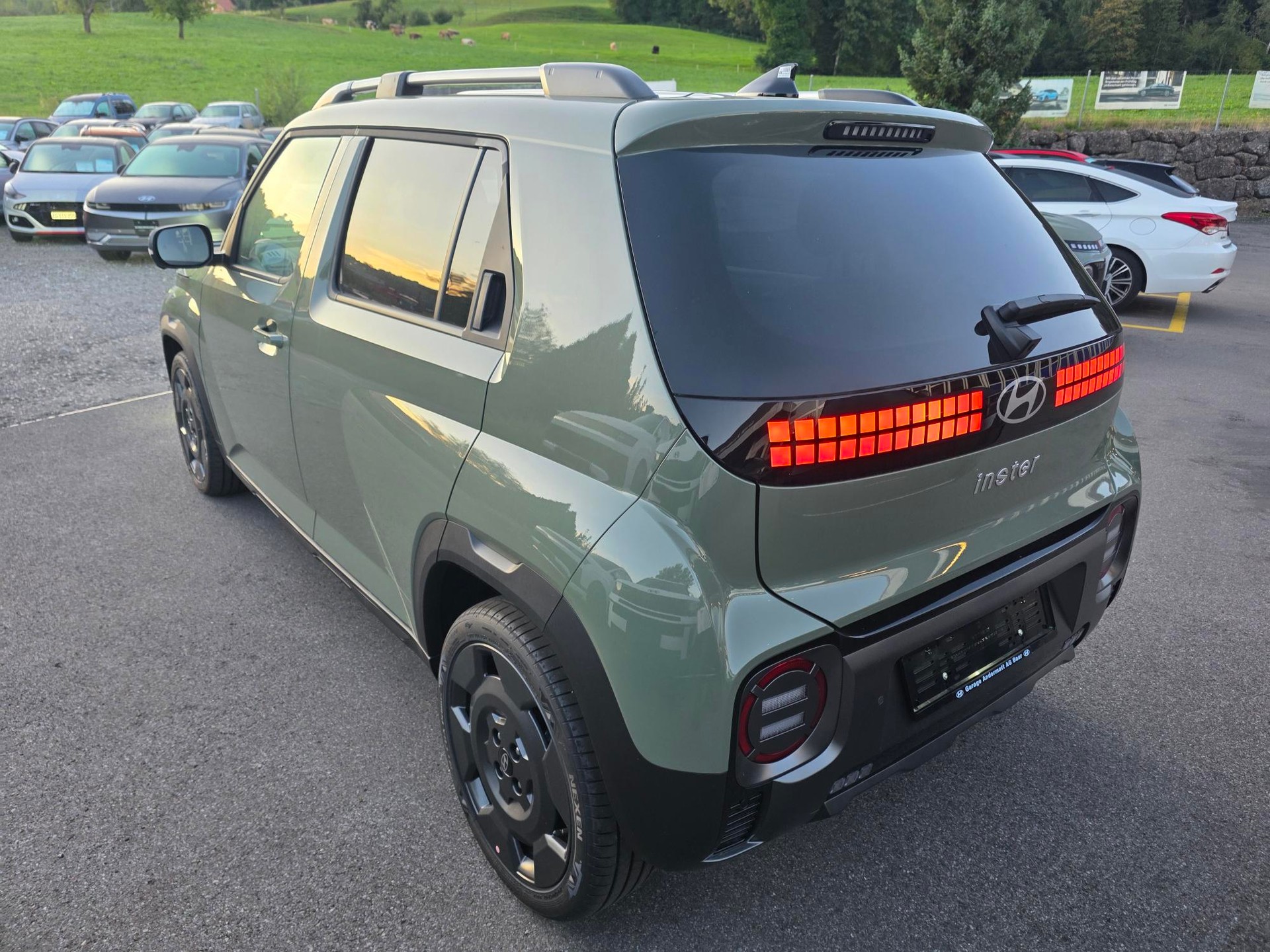 HYUNDAI Inster 49kWh Vertex Cross-image-4