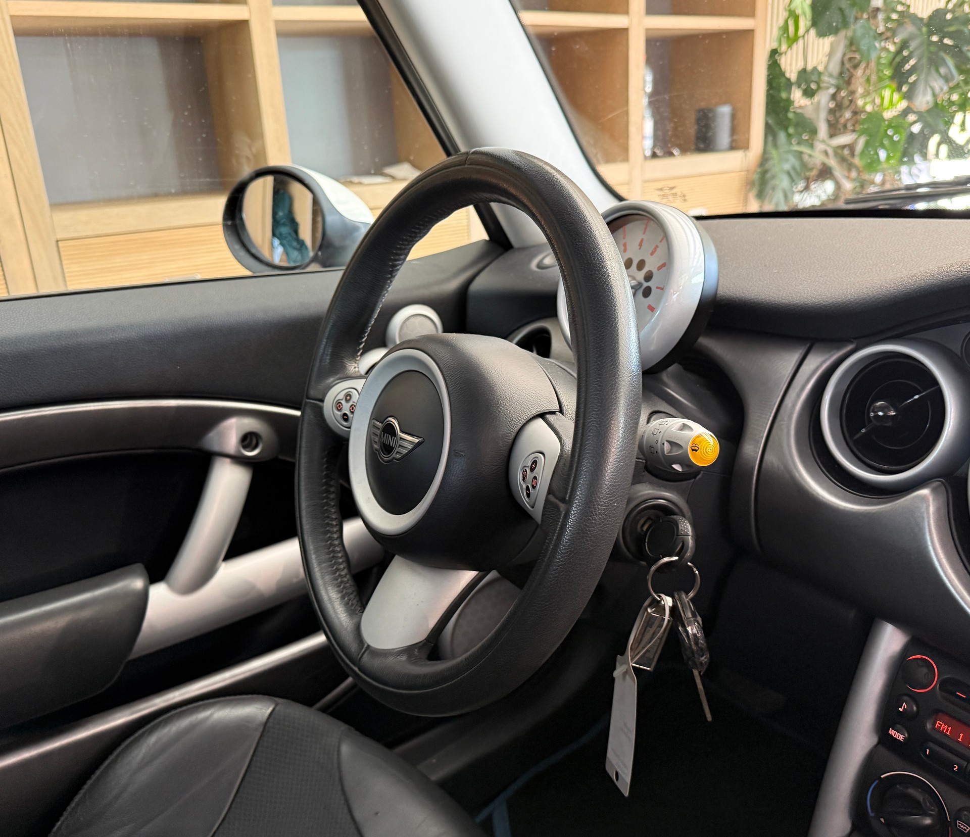 MINI Cooper-image-10