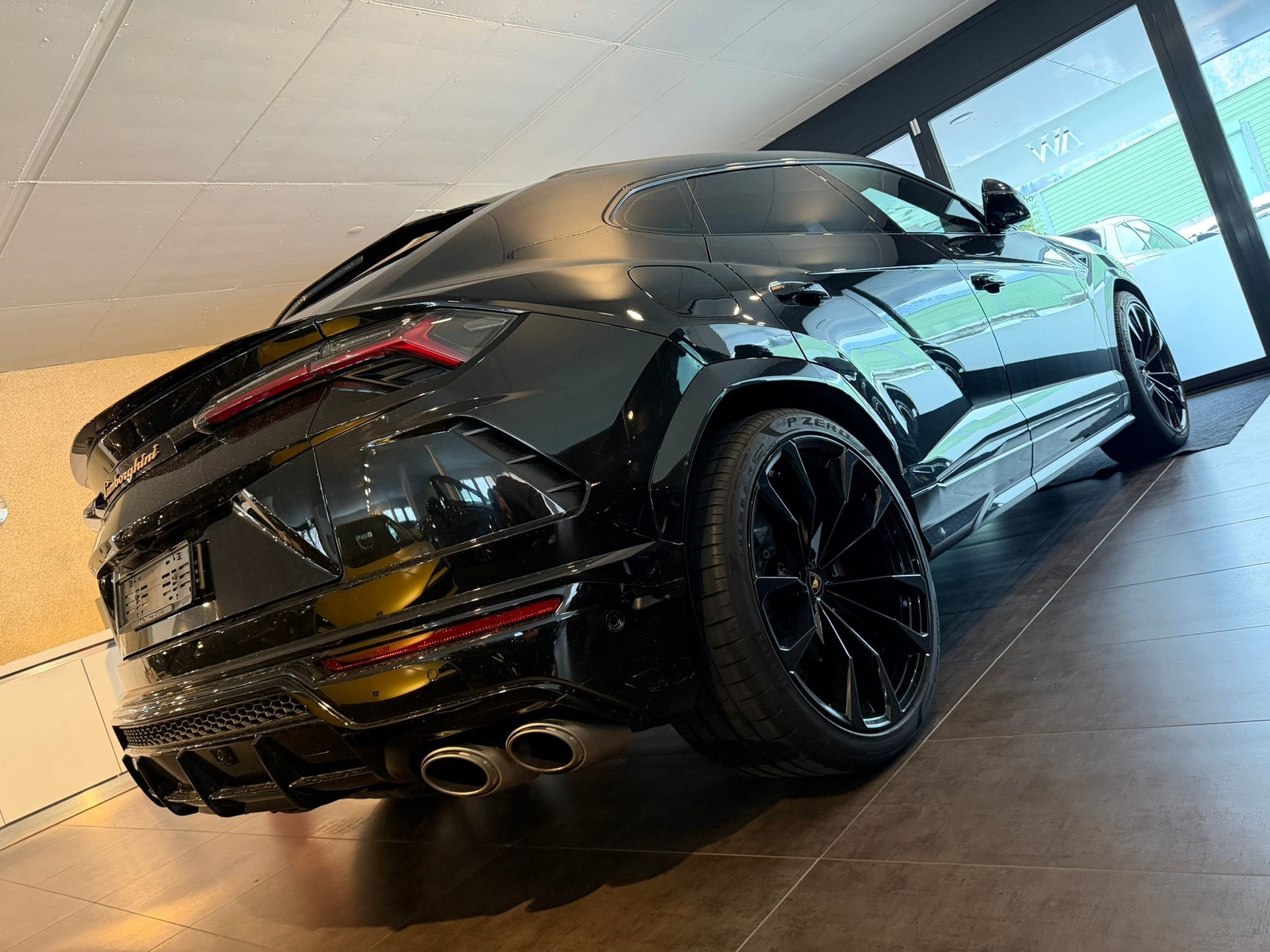 LAMBORGHINI Urus 4.0-image-11