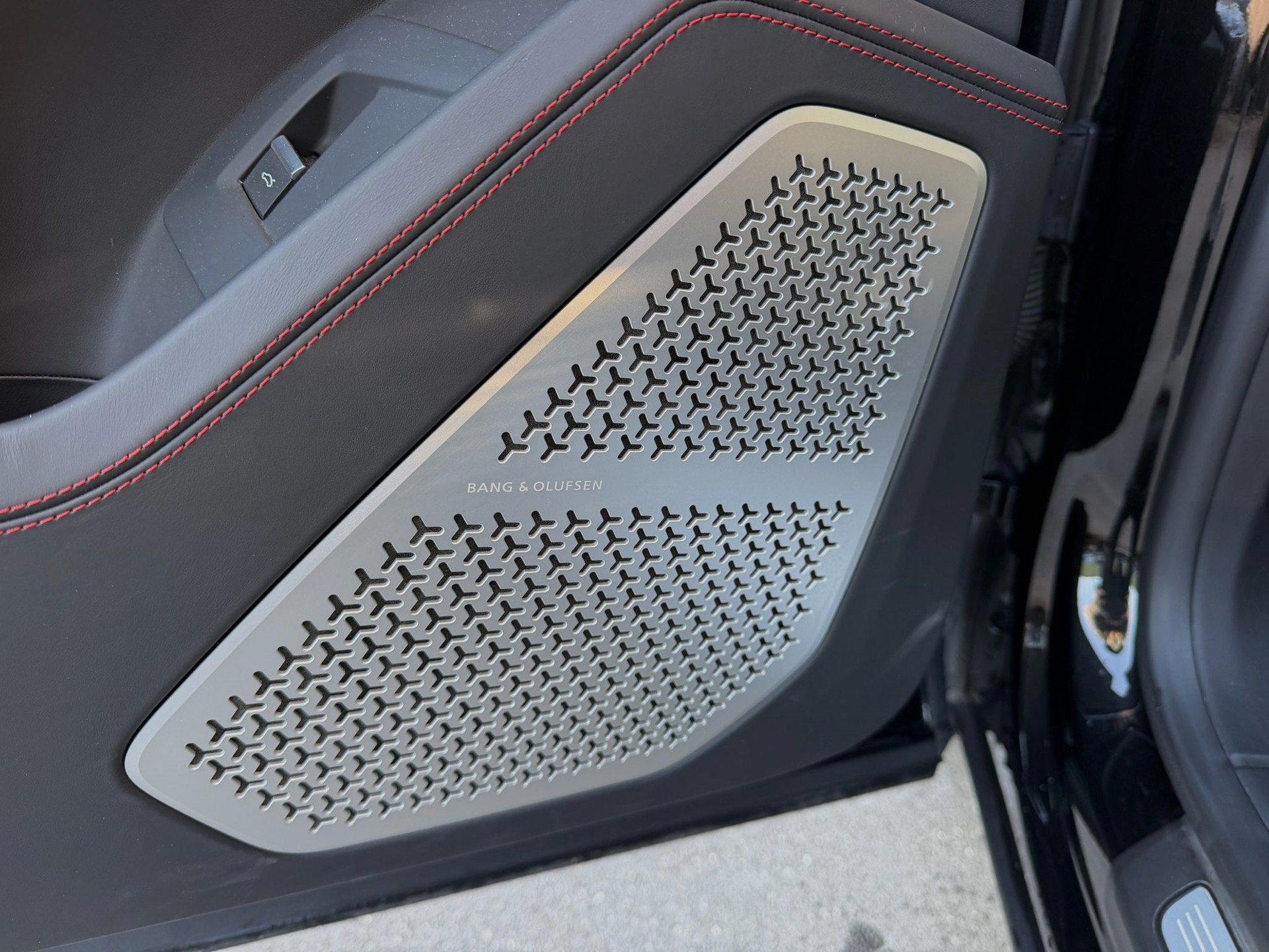 LAMBORGHINI Urus 4.0-image-10