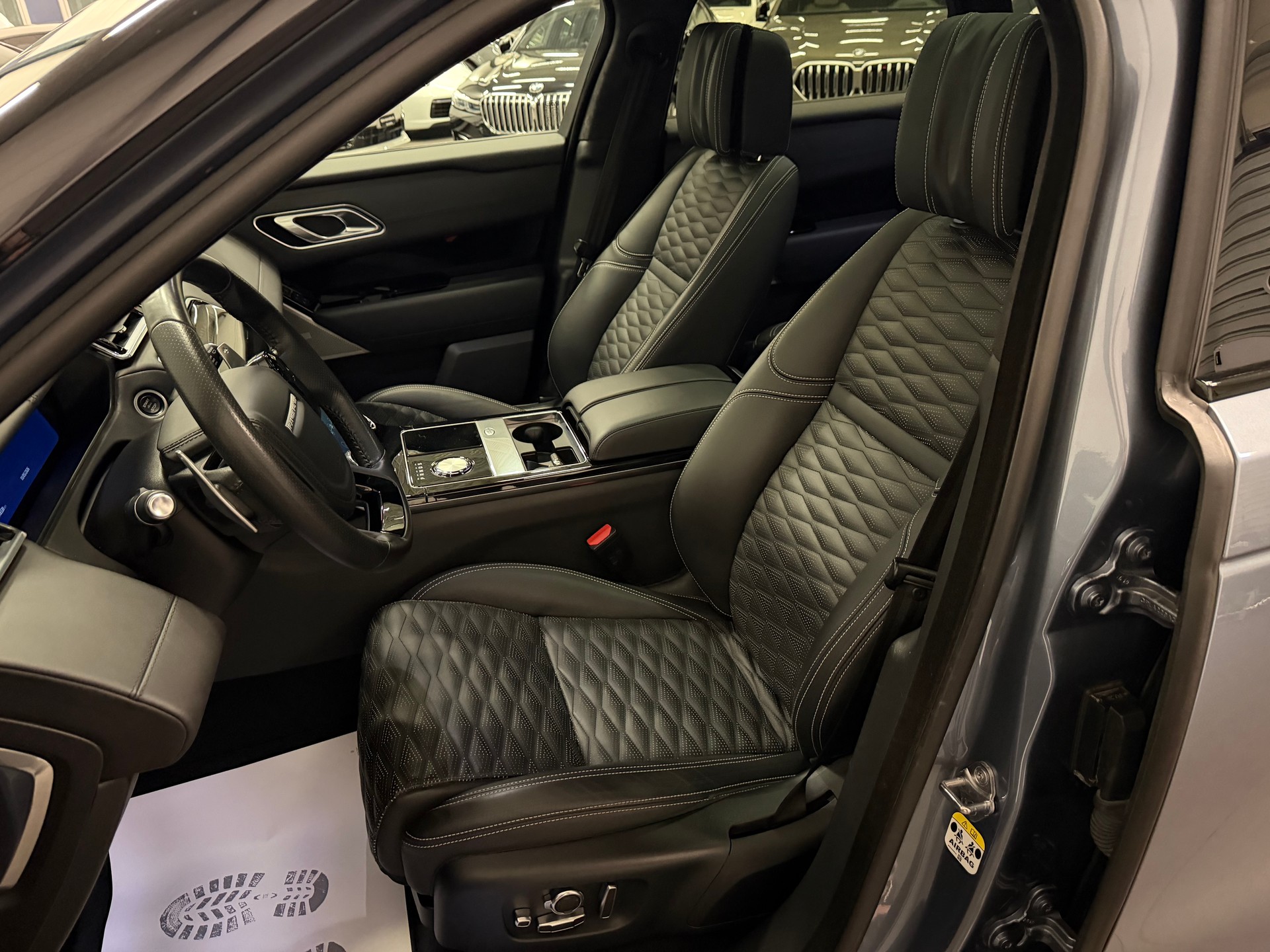 LAND ROVER Range Rover Velar SV Autobiography Dyn. Edition A.-image-18