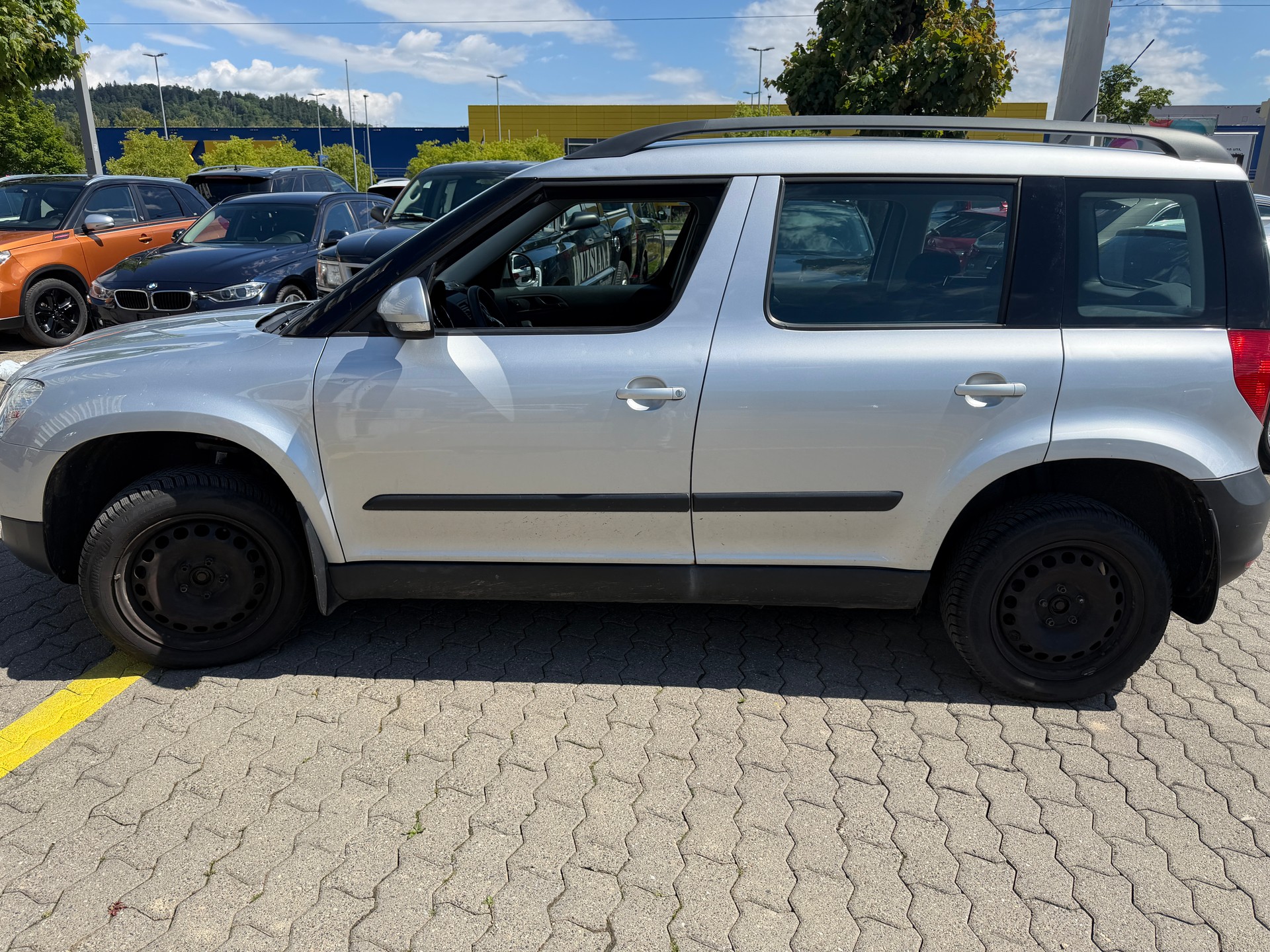 SKODA Yeti 1.8 TSI Entry 4x4-showroom-element-3