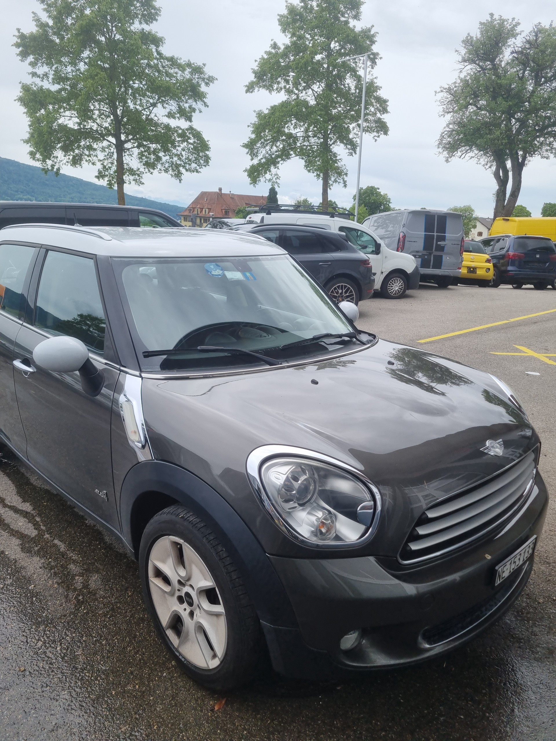 MINI Countryman Cooper D ALL4-image-2