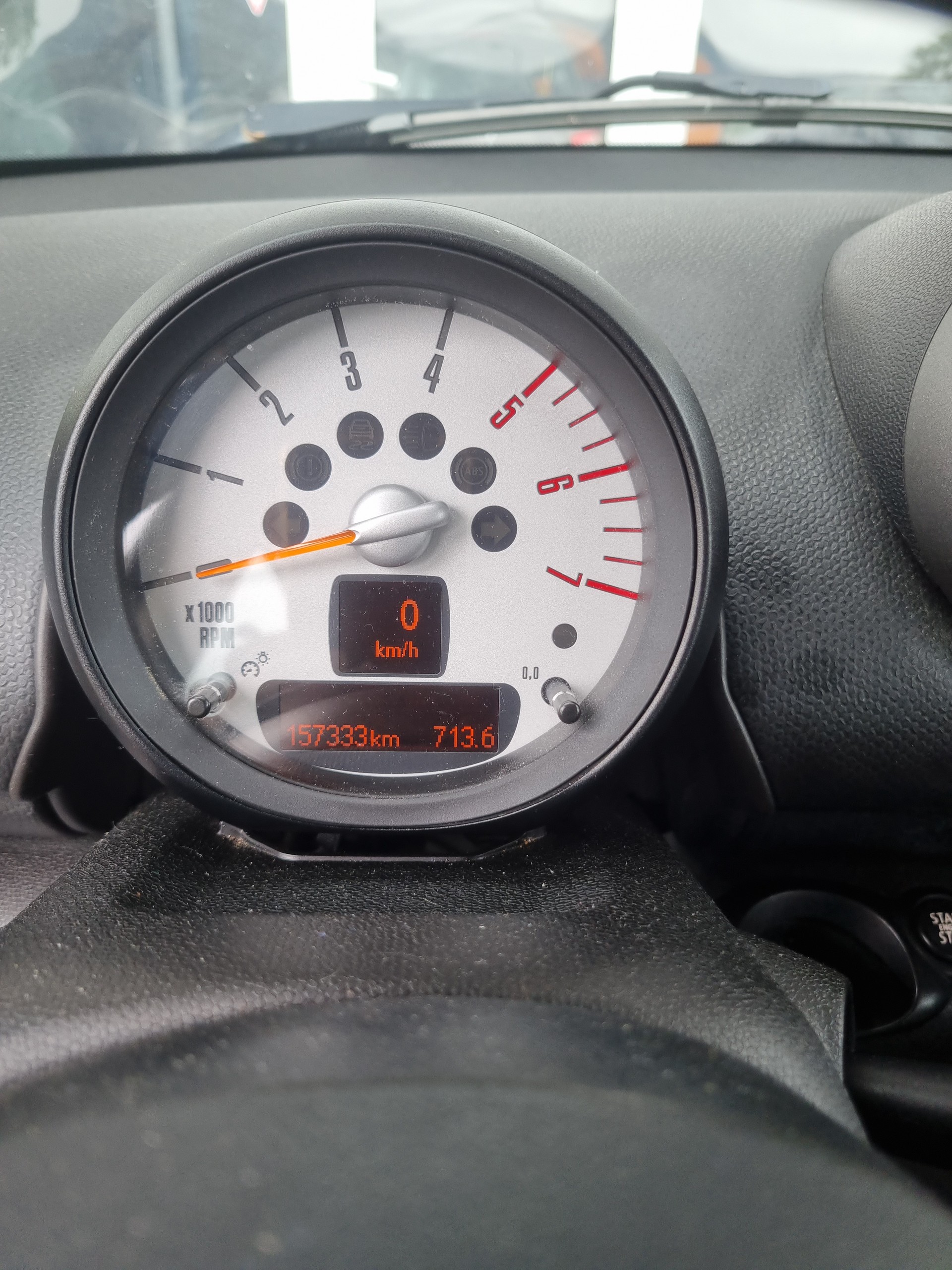 MINI Countryman Cooper D ALL4-image-6