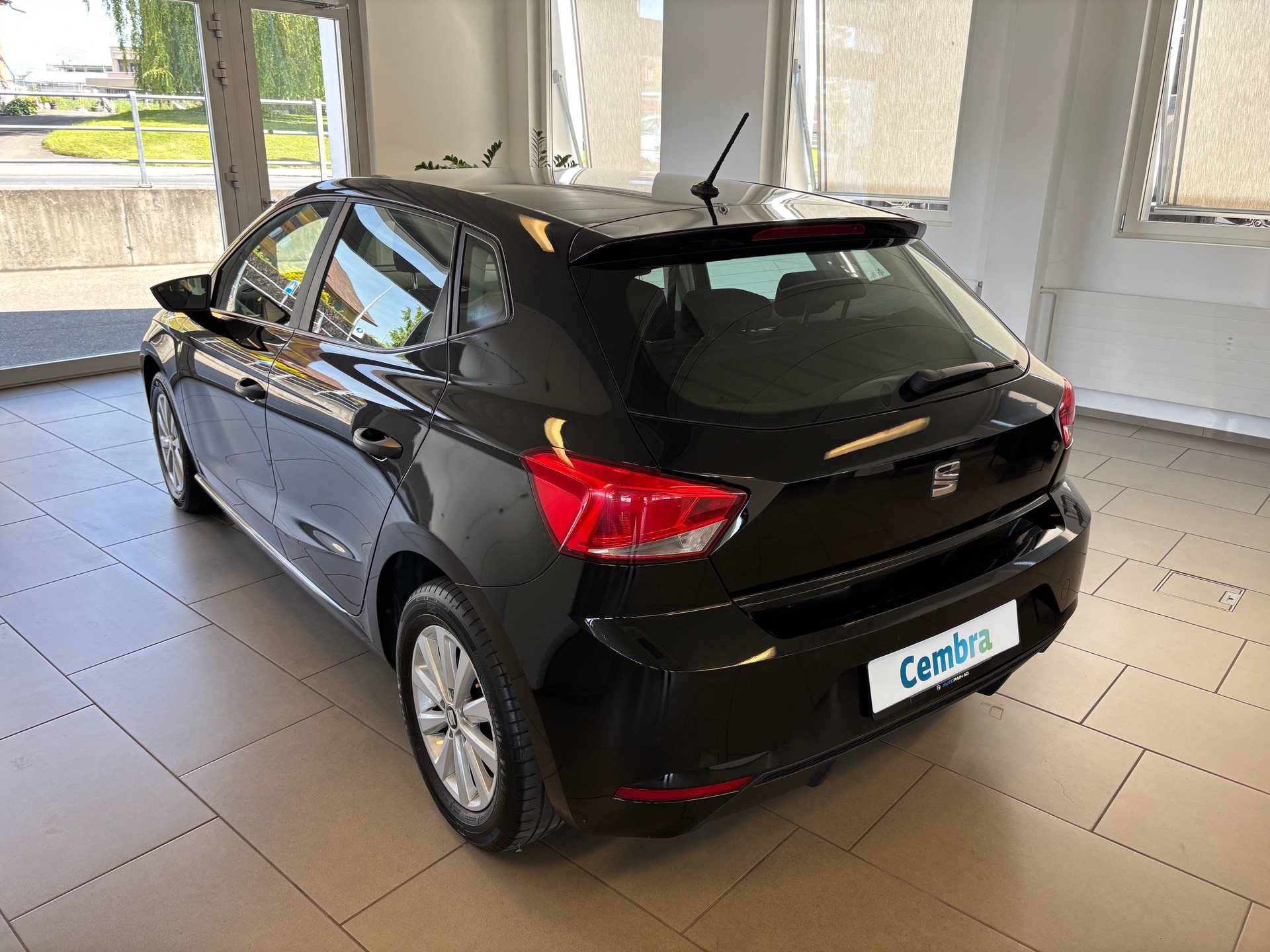 SEAT Ibiza 1.0 EcoTSI Sol-showroom-element-3