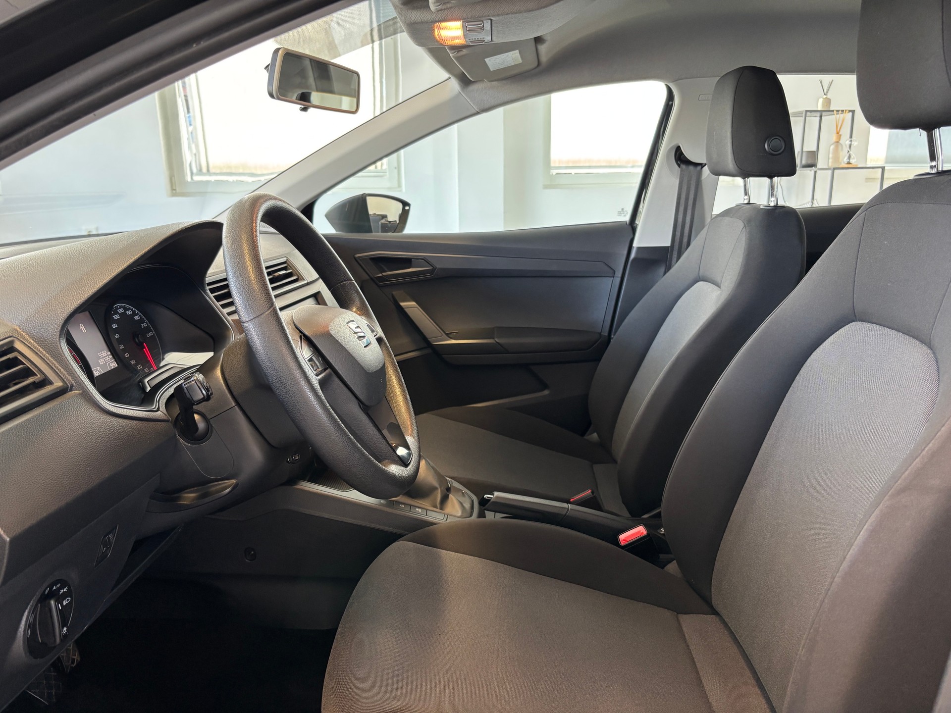 SEAT Ibiza 1.0 EcoTSI Sol-image-6