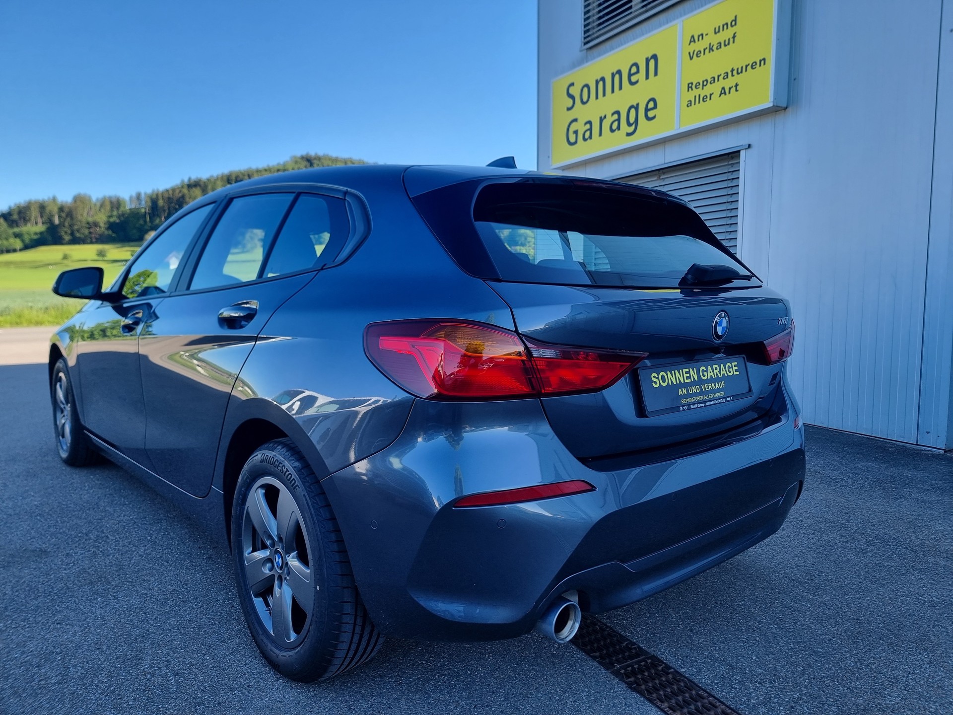 BMW 118i-image-9