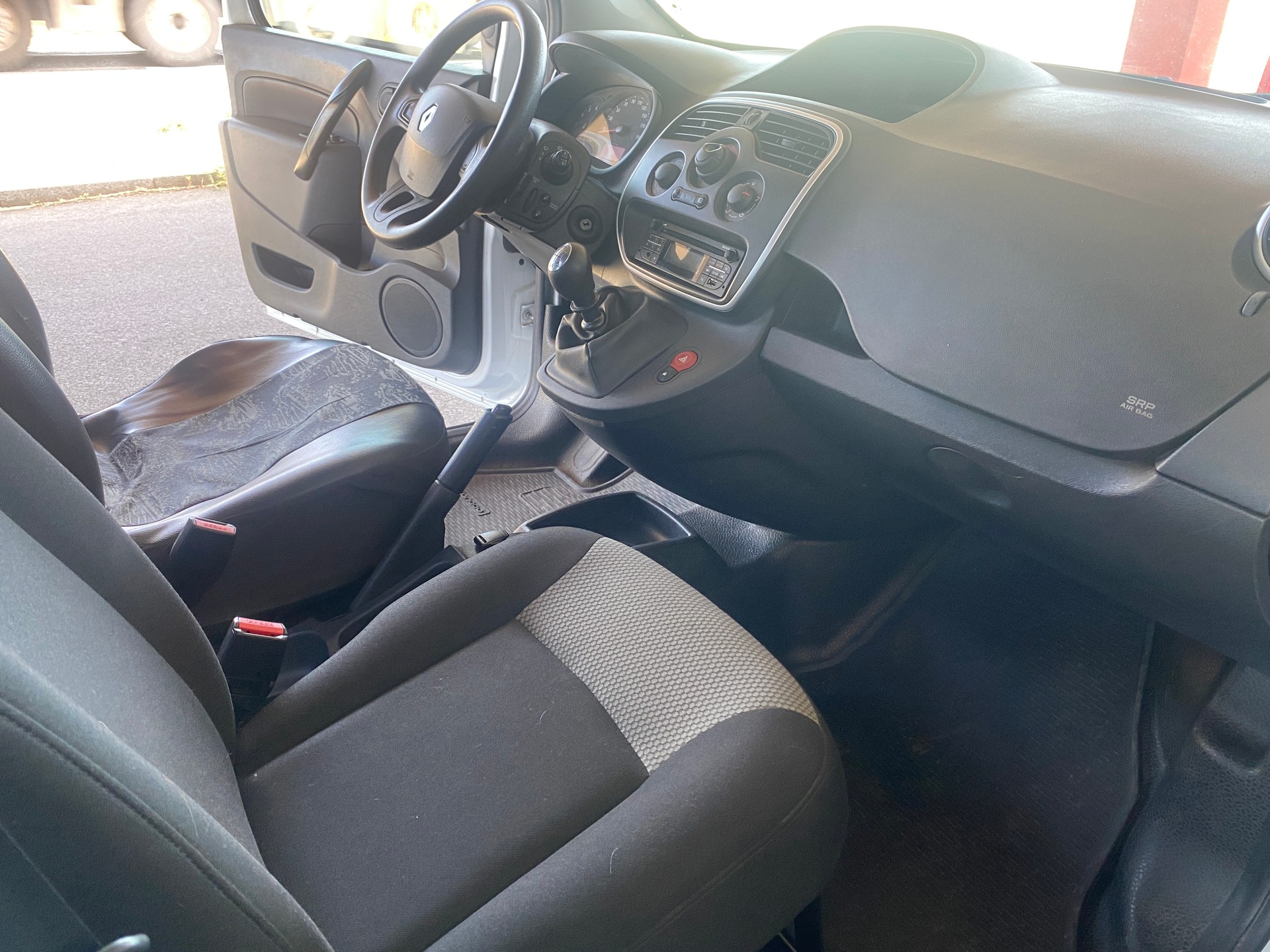 RENAULT Kangoo Maxi dCi 95 ENERGY Business 2 Pl./2 pl.-image-6