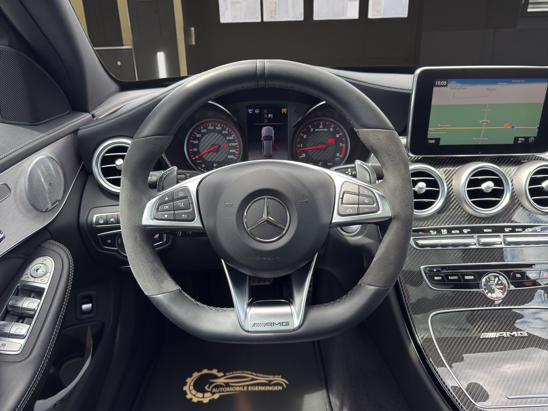 MERCEDES-BENZ C 63 S AMG Kombi-image-11
