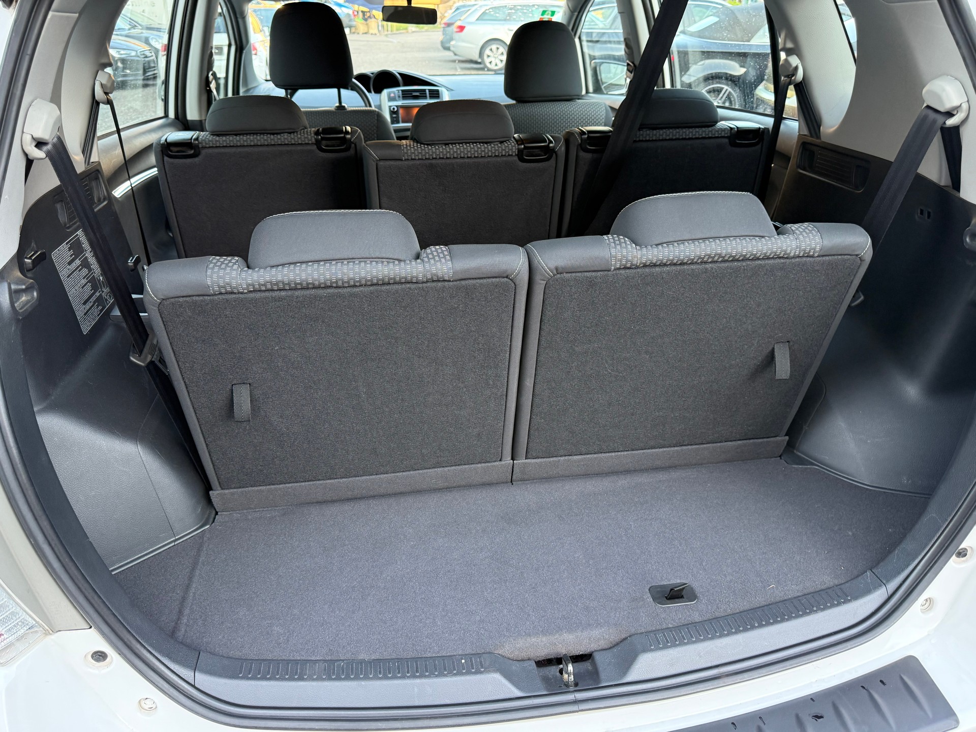 TOYOTA Verso 1.8 Sol-image-11